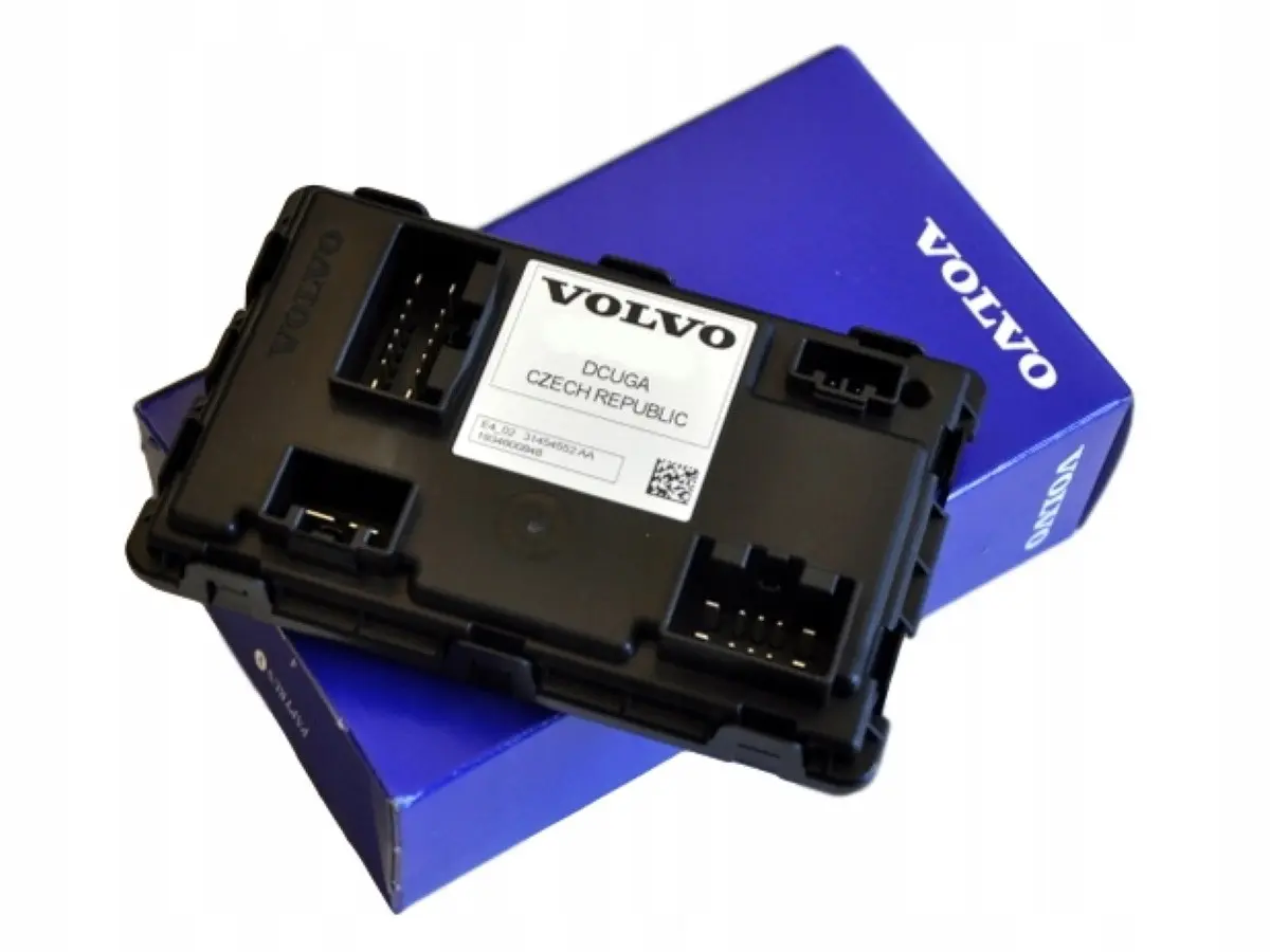 Control Module + knapp + sikring Polestar 2 2019-> (for svingbart hengerfeste)