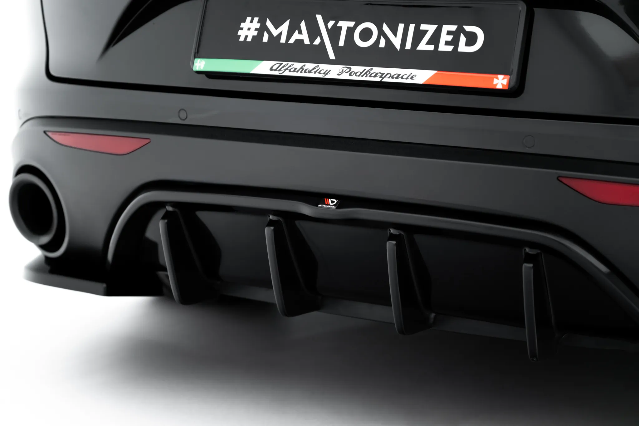 Diffuser Alfa Romeo Stelvio 2016 - 2025 | Glossy Black Edition – bilde 2