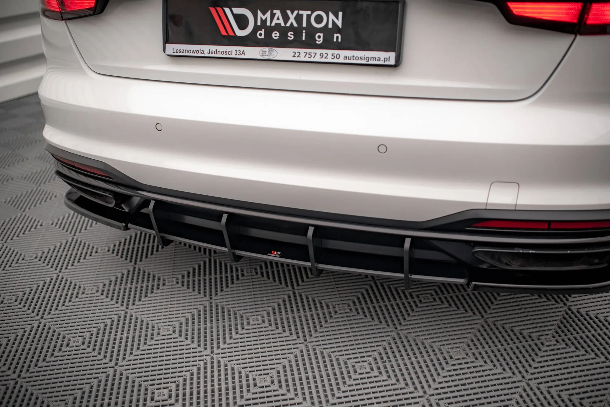 Diffuser Audi A4 (B9 Facelift) 2019-2024 | Street Pro Black Edition