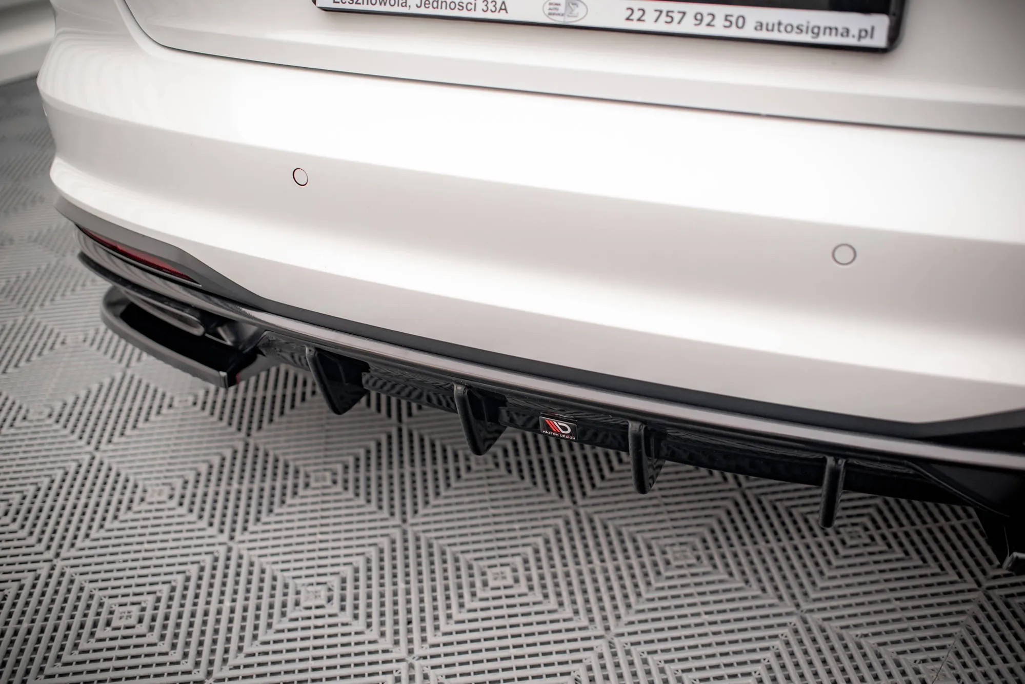 Diffuser Audi A4 B9 Sedan Facelift 2019 - 2024 | Glossy Black Edition – bilde 3