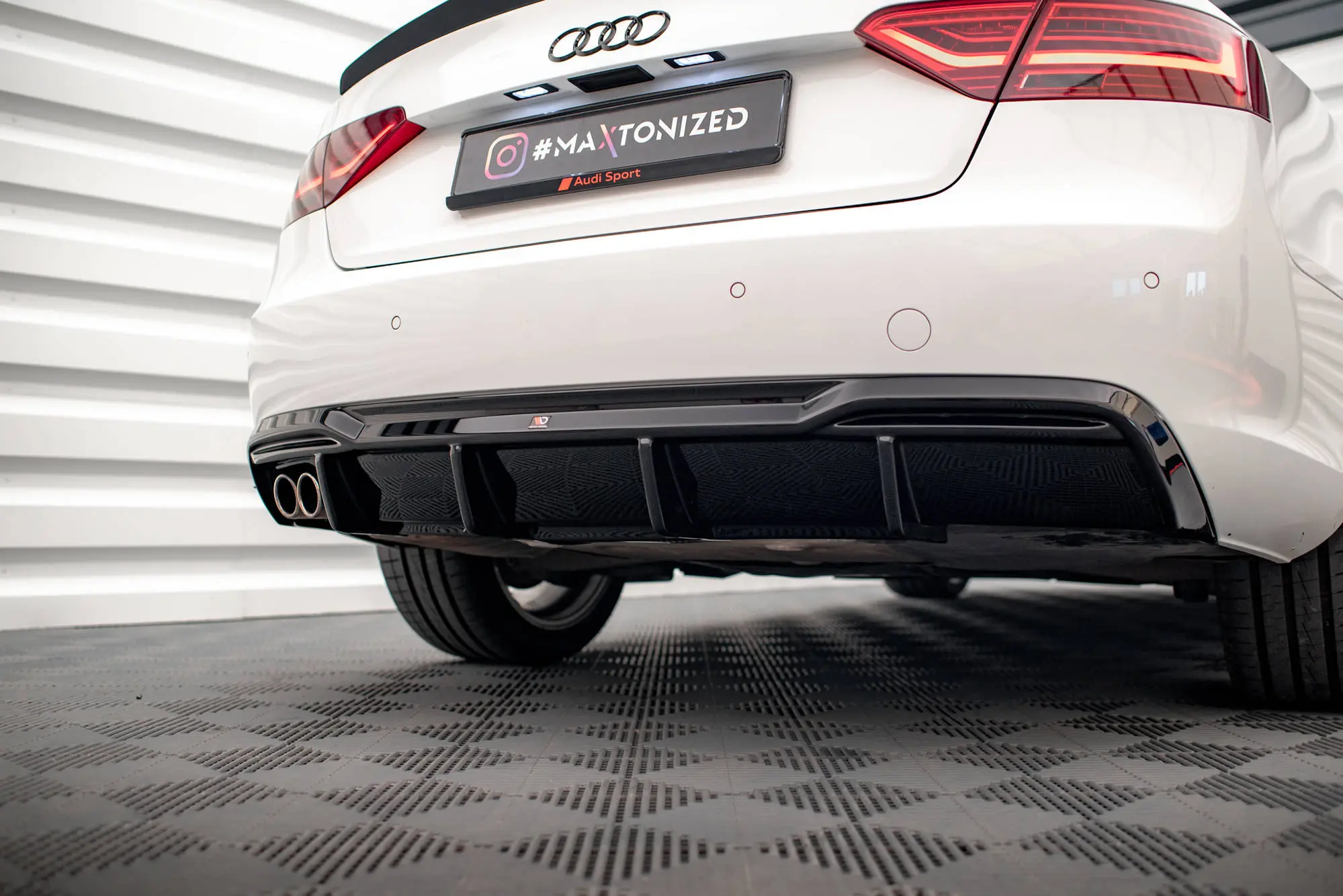 Diffuser Audi A5 8T Coupe facelift 2011 - 2016 | Glossy Black Edition