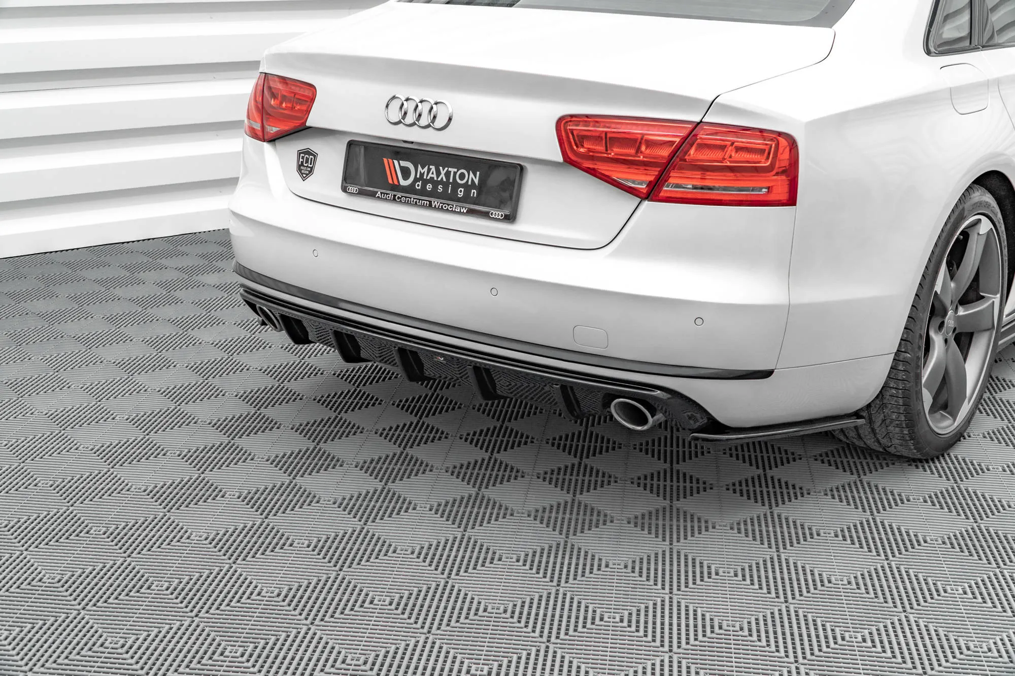 Diffuser Audi A8 D4 2009 - 2013 | Glossy Black Edition – bilde 3