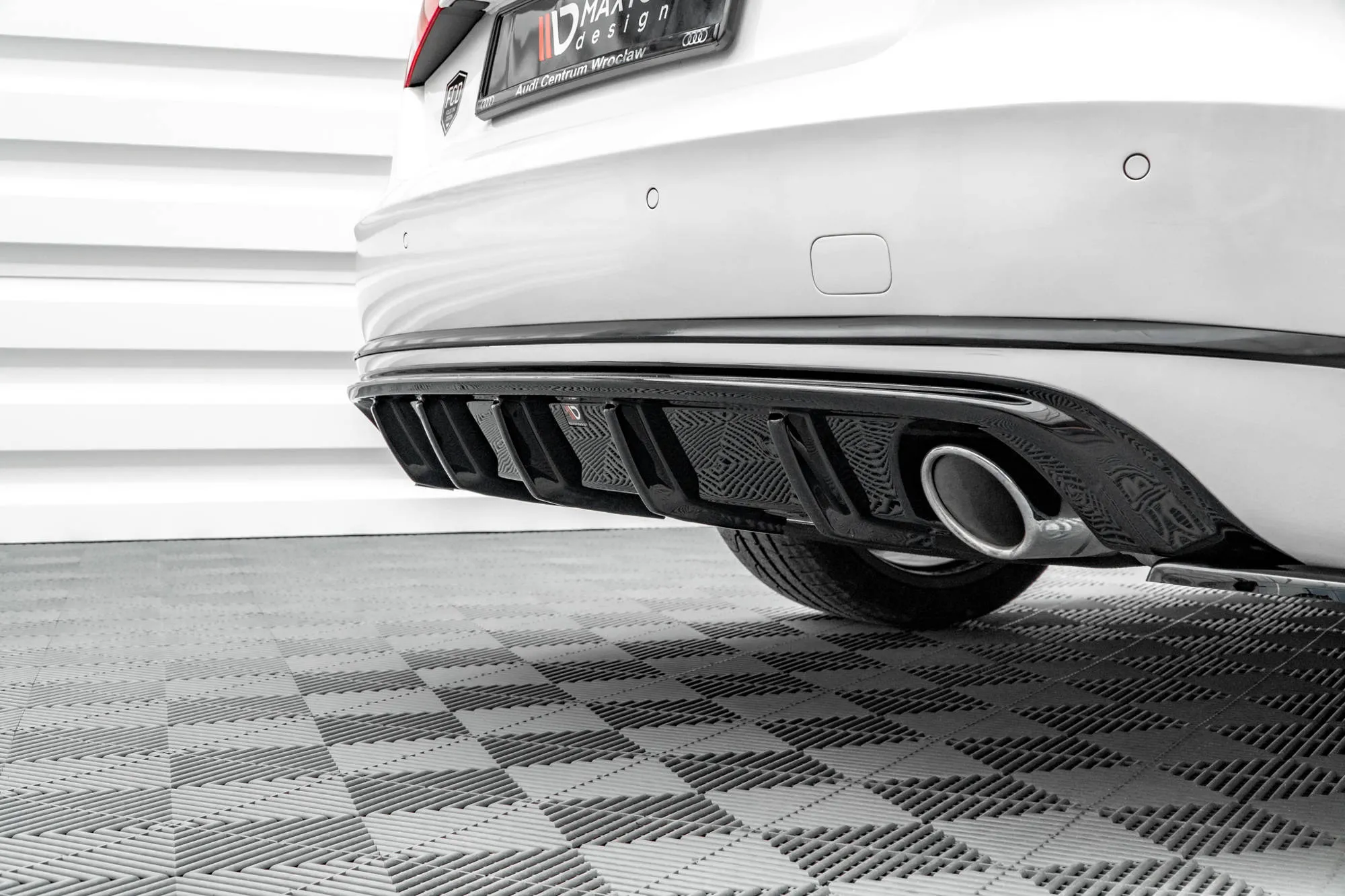 Diffuser Audi A8 D4 2009 - 2013 | Glossy Black Edition – bilde 4