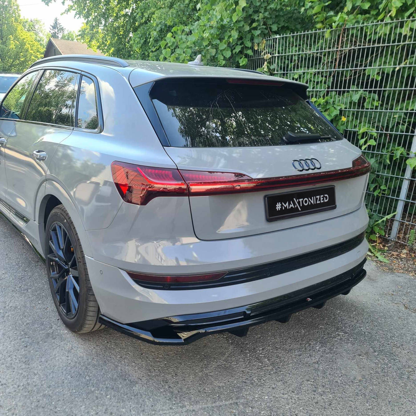 Diffuser Audi e-Tron S-Line 2018 - 2022 | Glossy Black Edition – bilde 5