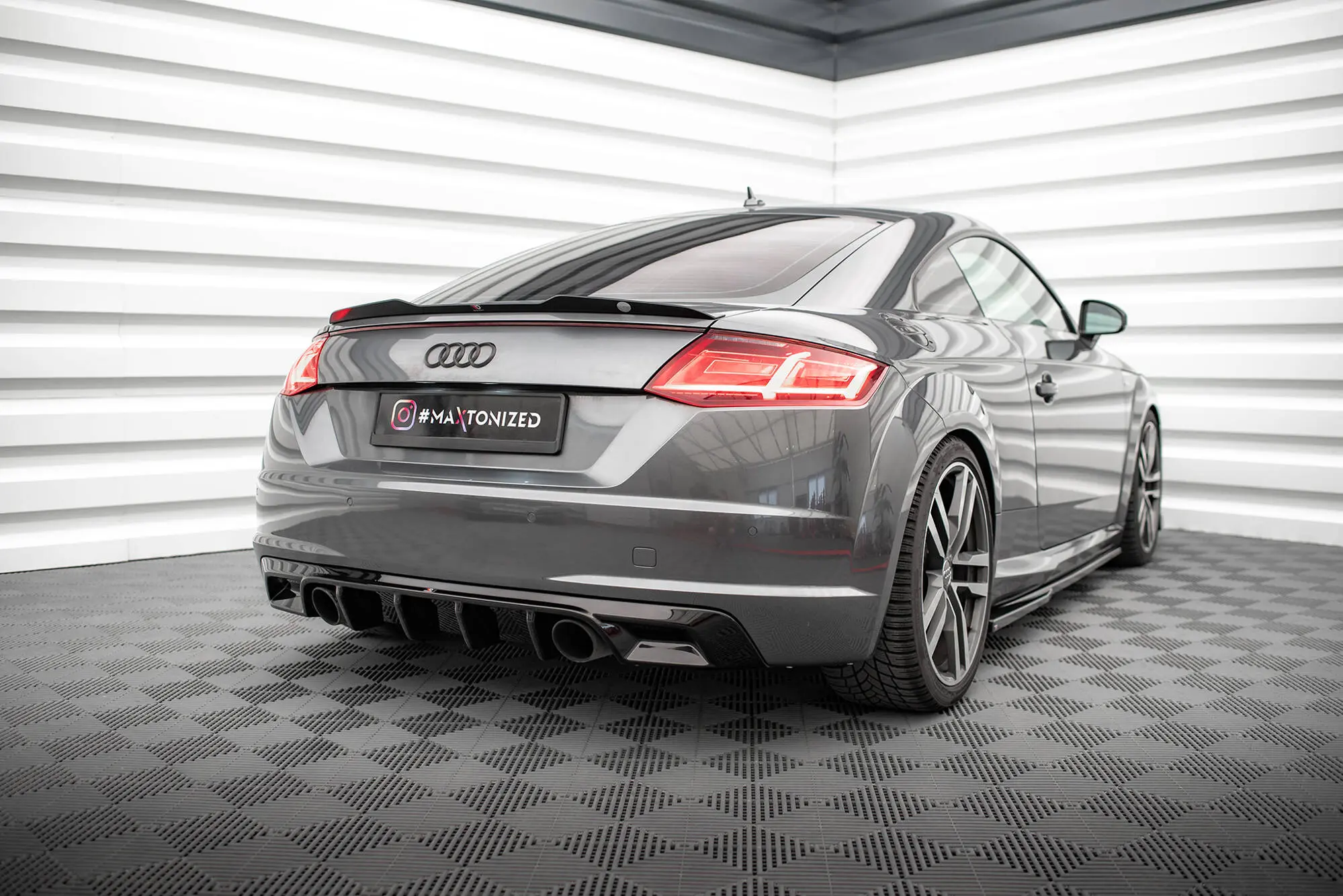 Diffuser Audi TT (8S) S-Line 2014 - 2018 | Glossy Black Edition – bilde 5
