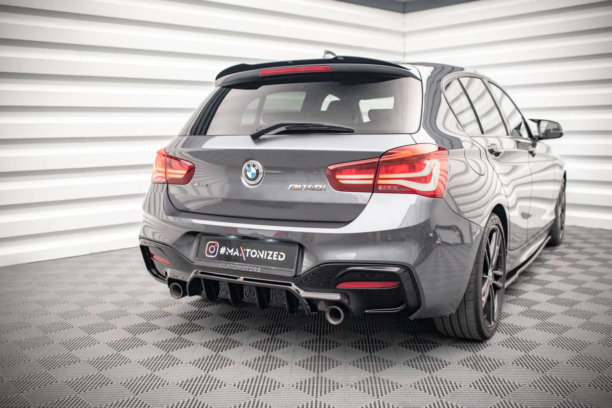 Diffuser BMW 1 (F20 / F21) M Power LCI 2015 - 2019 | Glossy Black Edition – bilde 3
