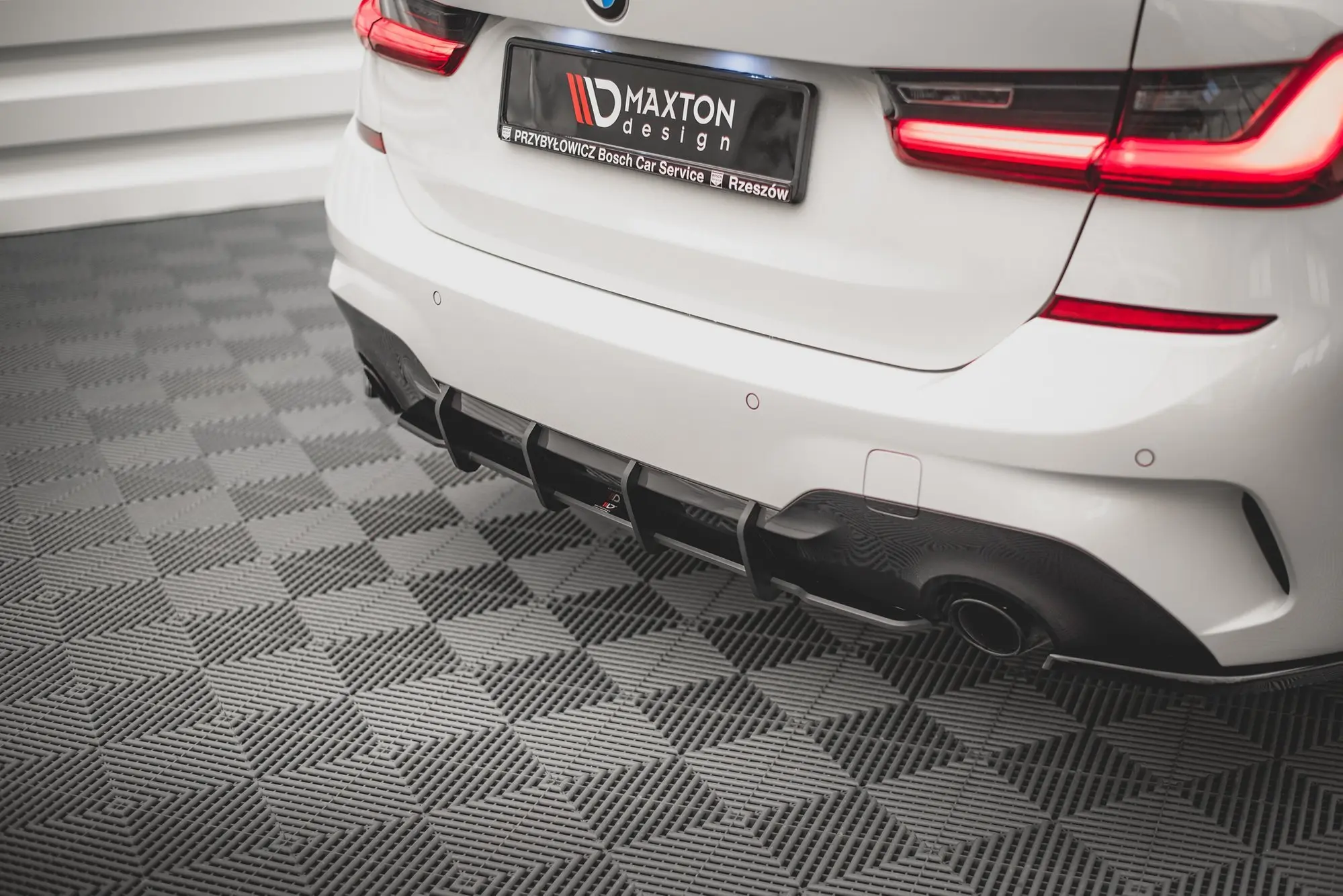 Diffuser  BMW 3 (G20/G21) M-Pack 2018 -> | Street Pro Black Edition