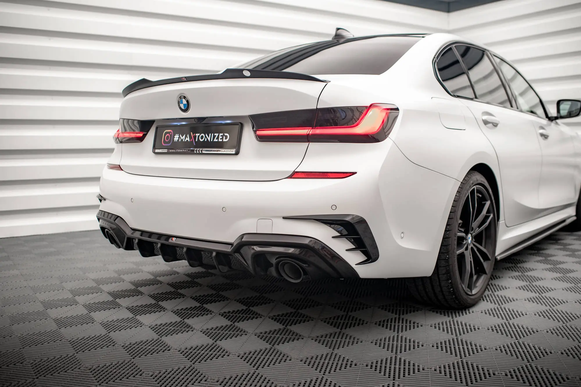 Diffuser BMW 3 ( G20 / G21) M-Pakke 2018 - 2022 | Glossy Black Edition – bilde 6