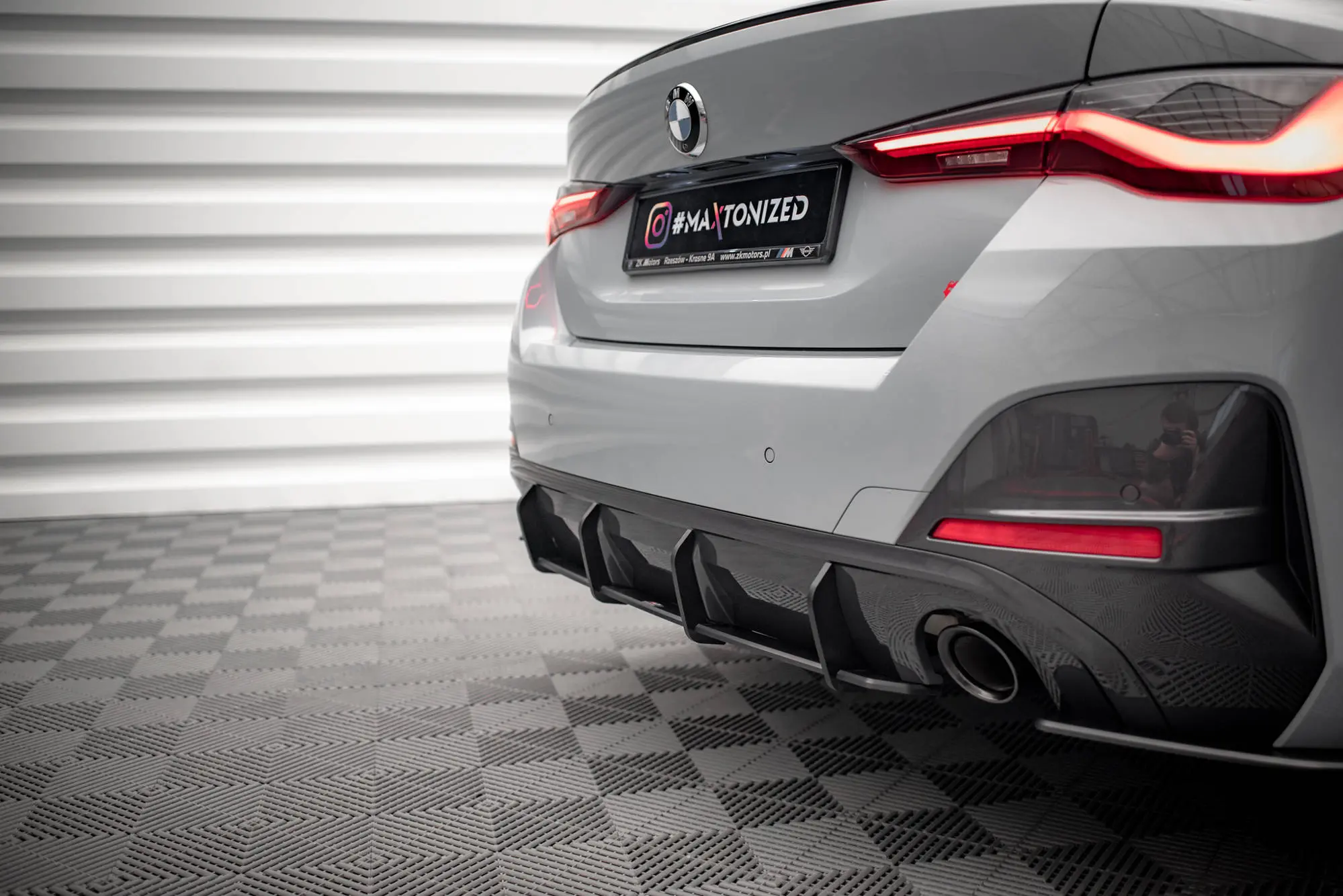 Diffuser BMW 4 M Pack (G22 / G23) 2020-> / BMW i4 (G26) 2021->