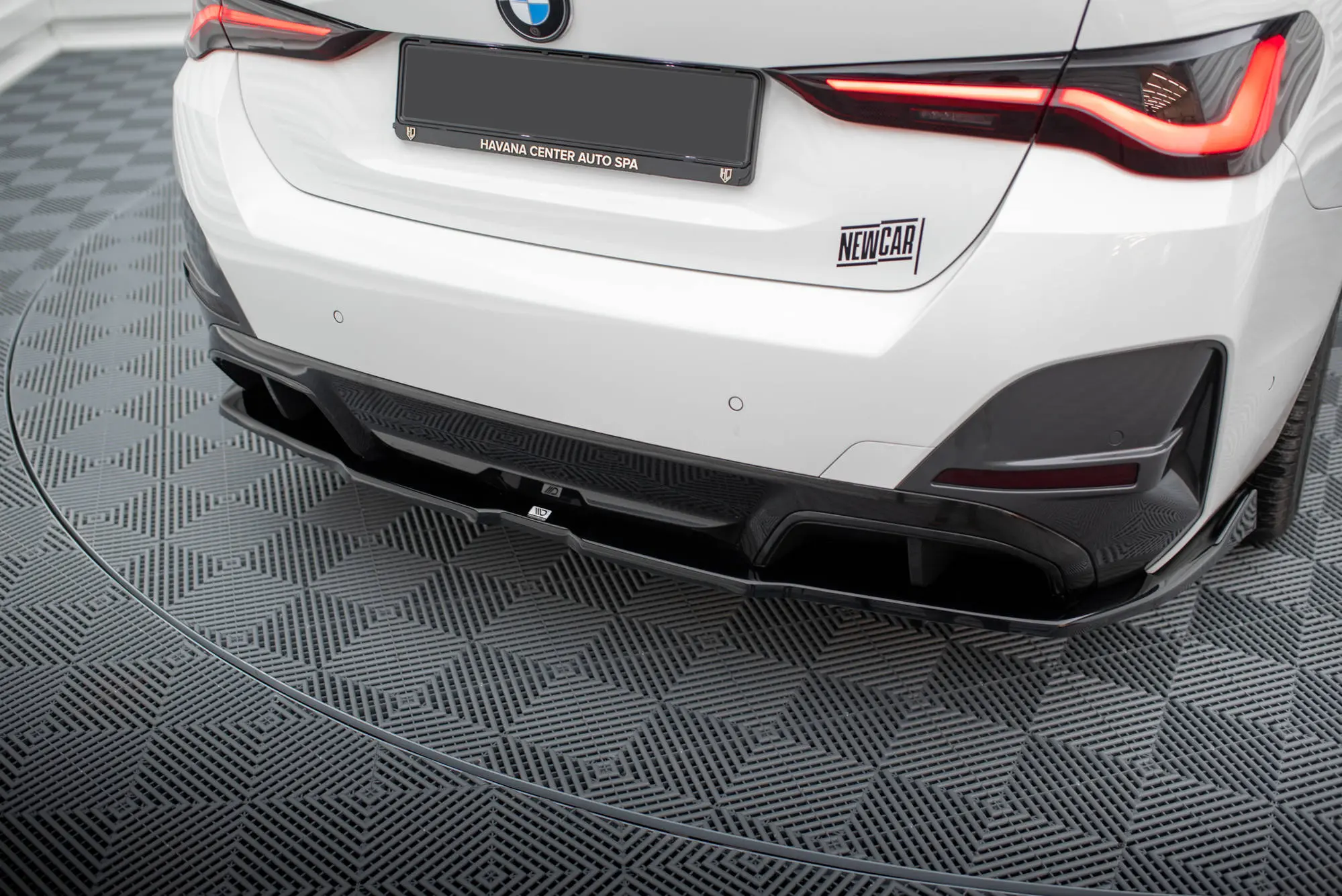 Diffuser  BMW i4 (G26) 2021-> | V.2 Glossy Black Edition
