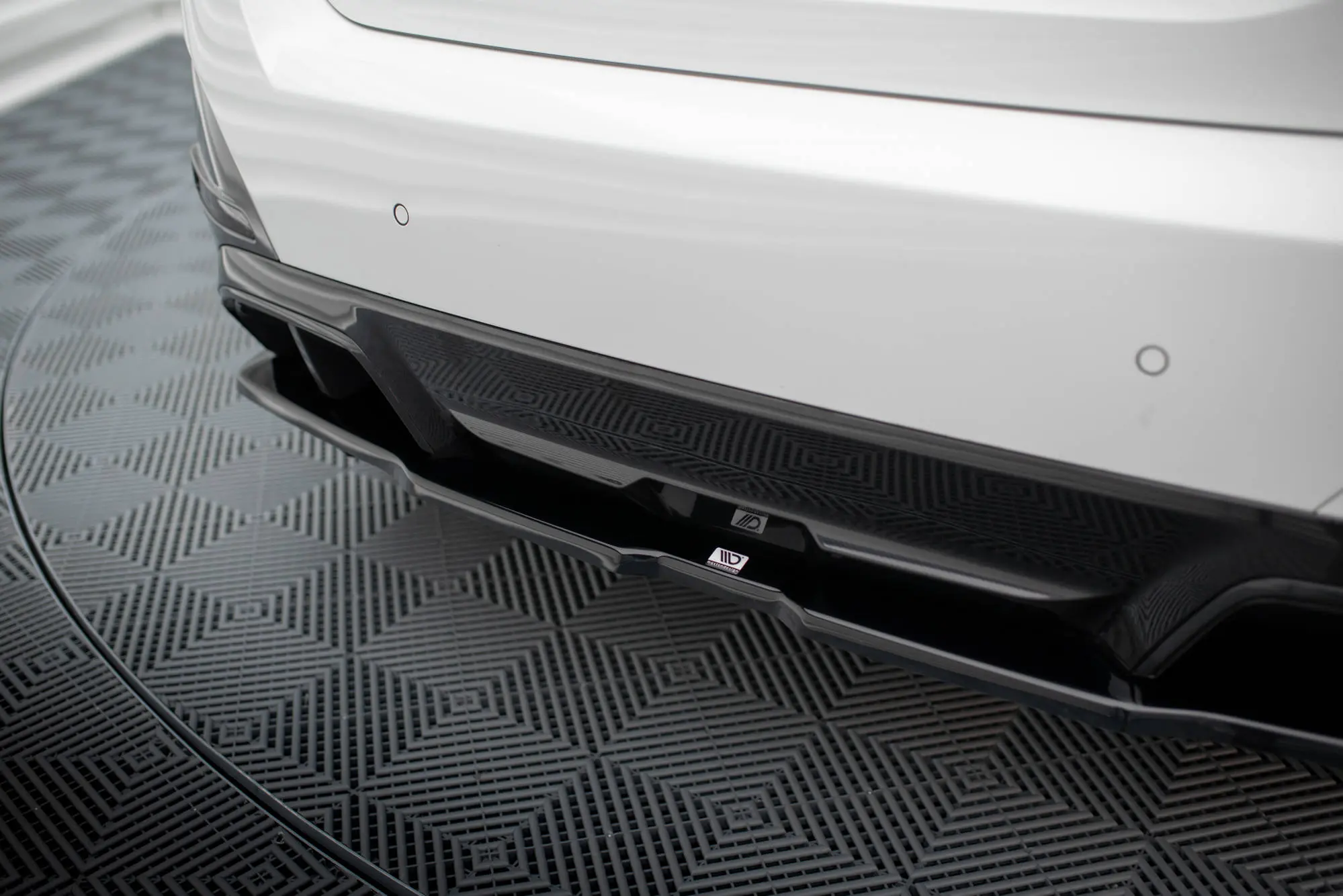 Diffuser  BMW i4 (G26) 2021-> | V.2 Glossy Black Edition – bilde 2