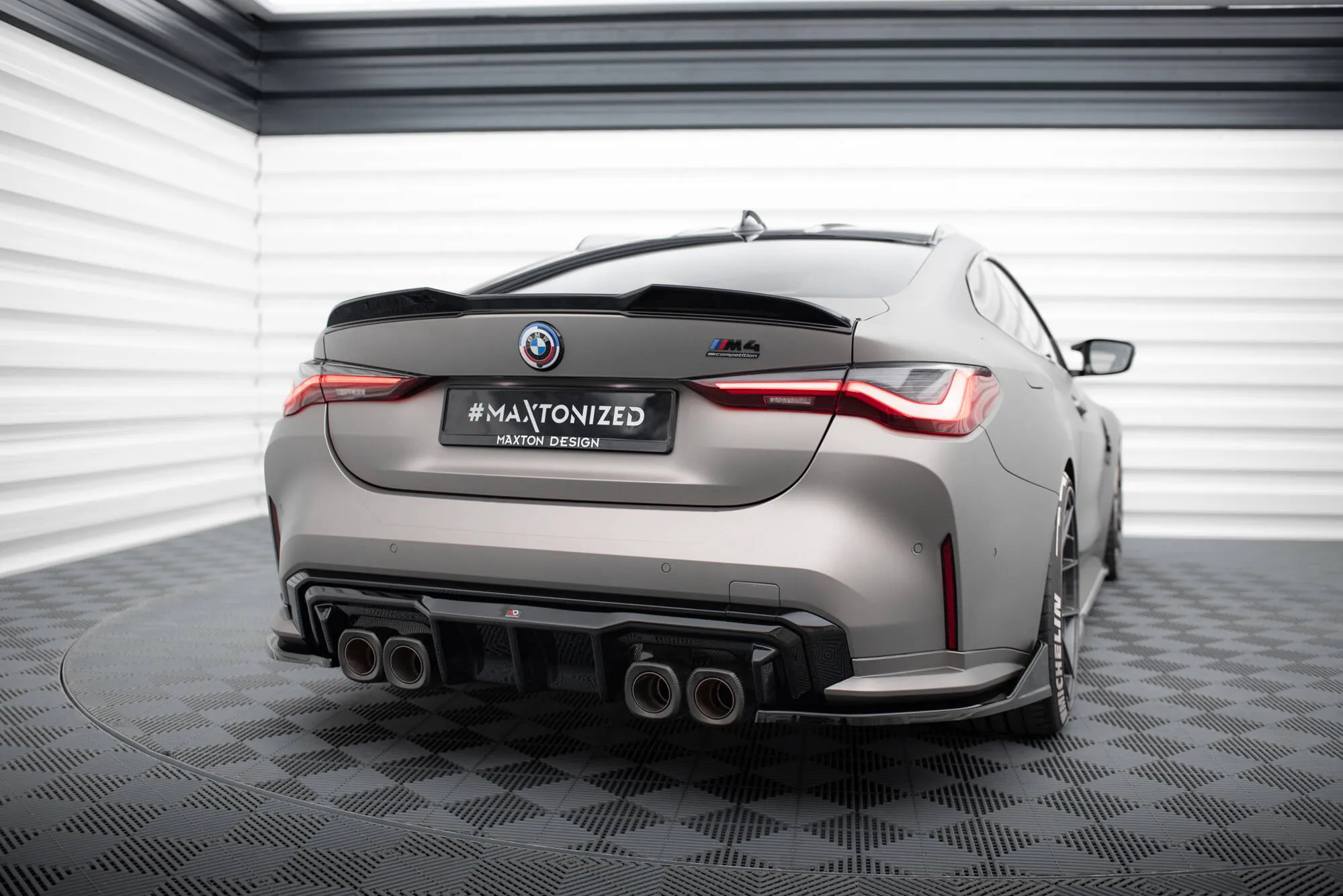 Diffuser BMW M4 G82 2021-> | Glossy Black Edition
