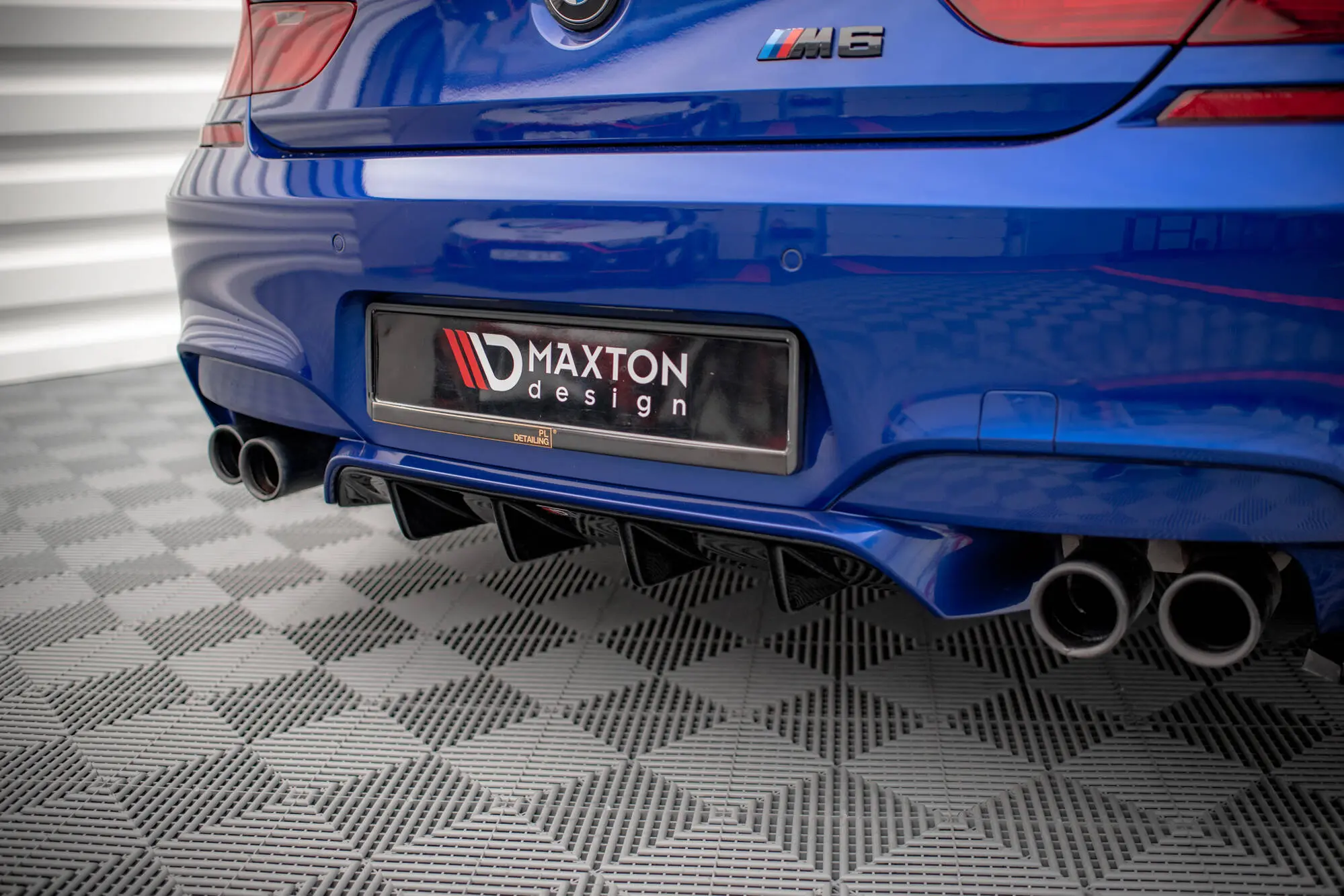 Diffuser BMW M6 Gran Coupe (F06) 2011 - 2014 / BMW M6 (F12 / F13) 2010 - 2014 | Glossy Black Edition