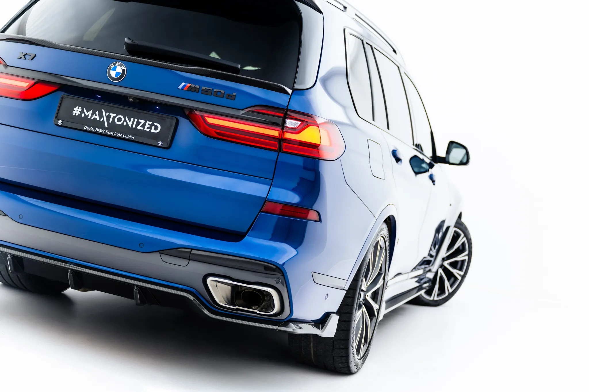 Diffuser BMW X7 (G07 Facelift) 2022-2026 | Carbon Fiber Edition