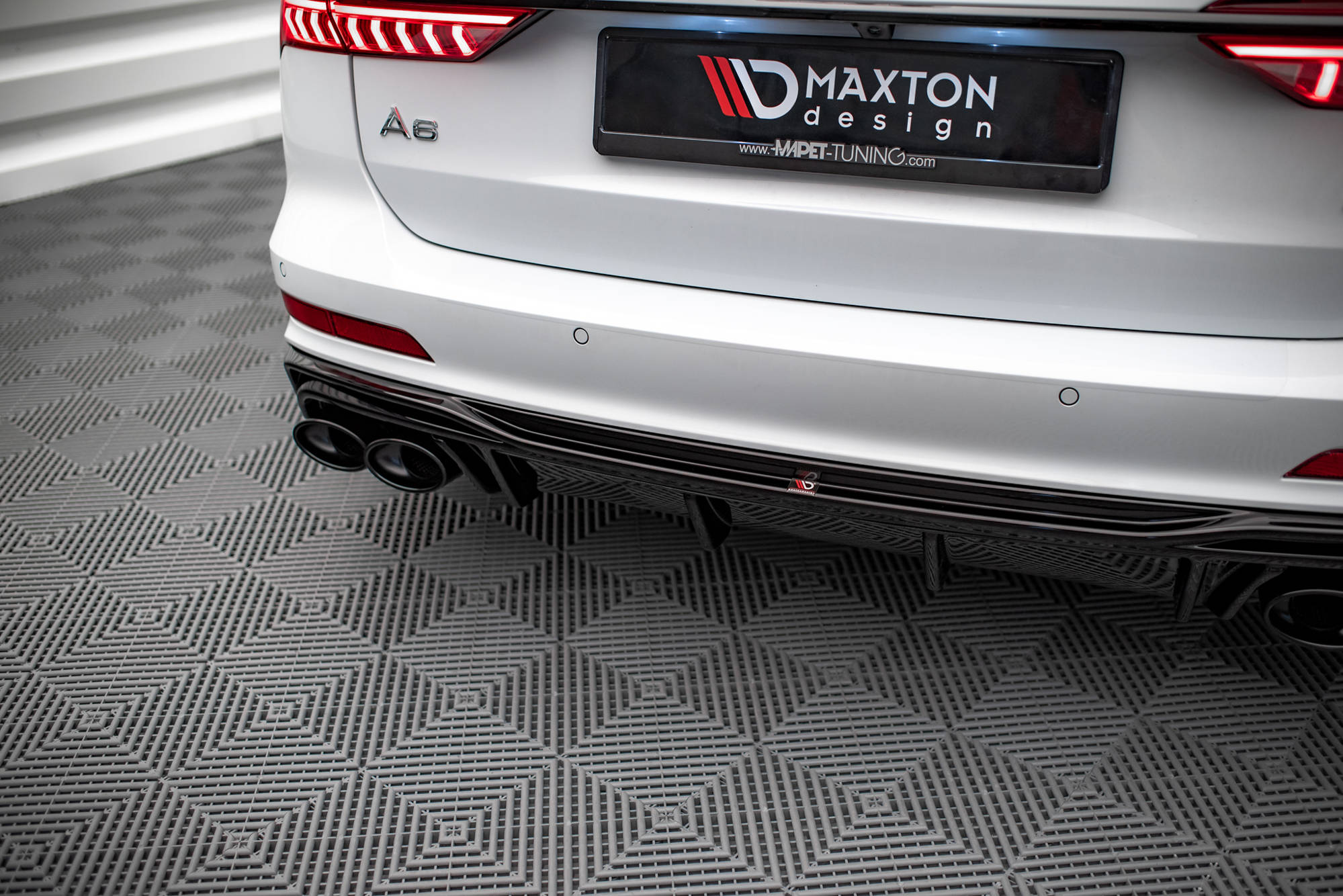 Diffuser + dummy eksos Audi S6 (C8) / Audi A6 (C8) S-Line 2018 - 2025 | Glossy Black Edition