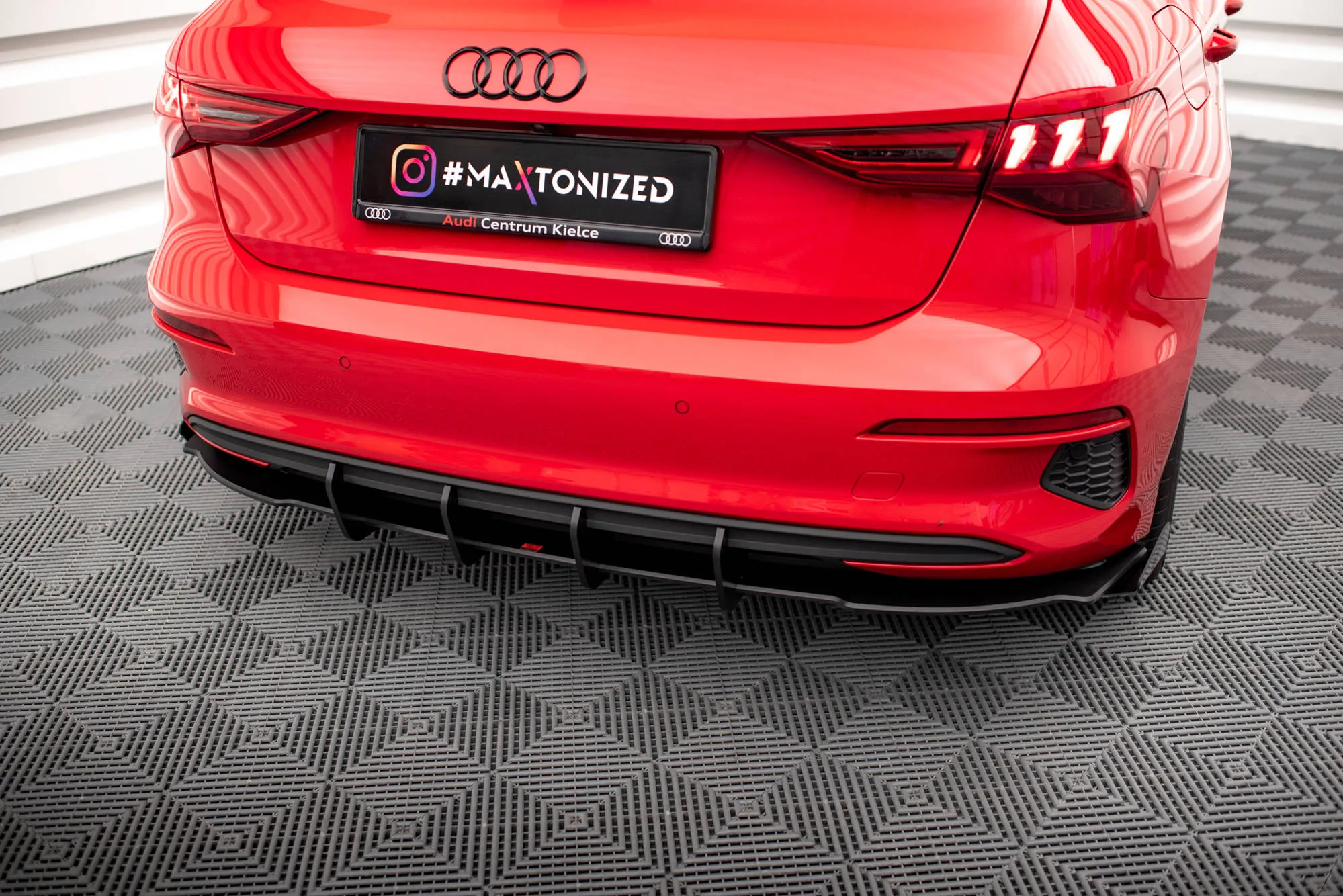 Diffuser + Flopper Audi A3 8Y 2020 -> | Street Pro Black Edition – bilde 2