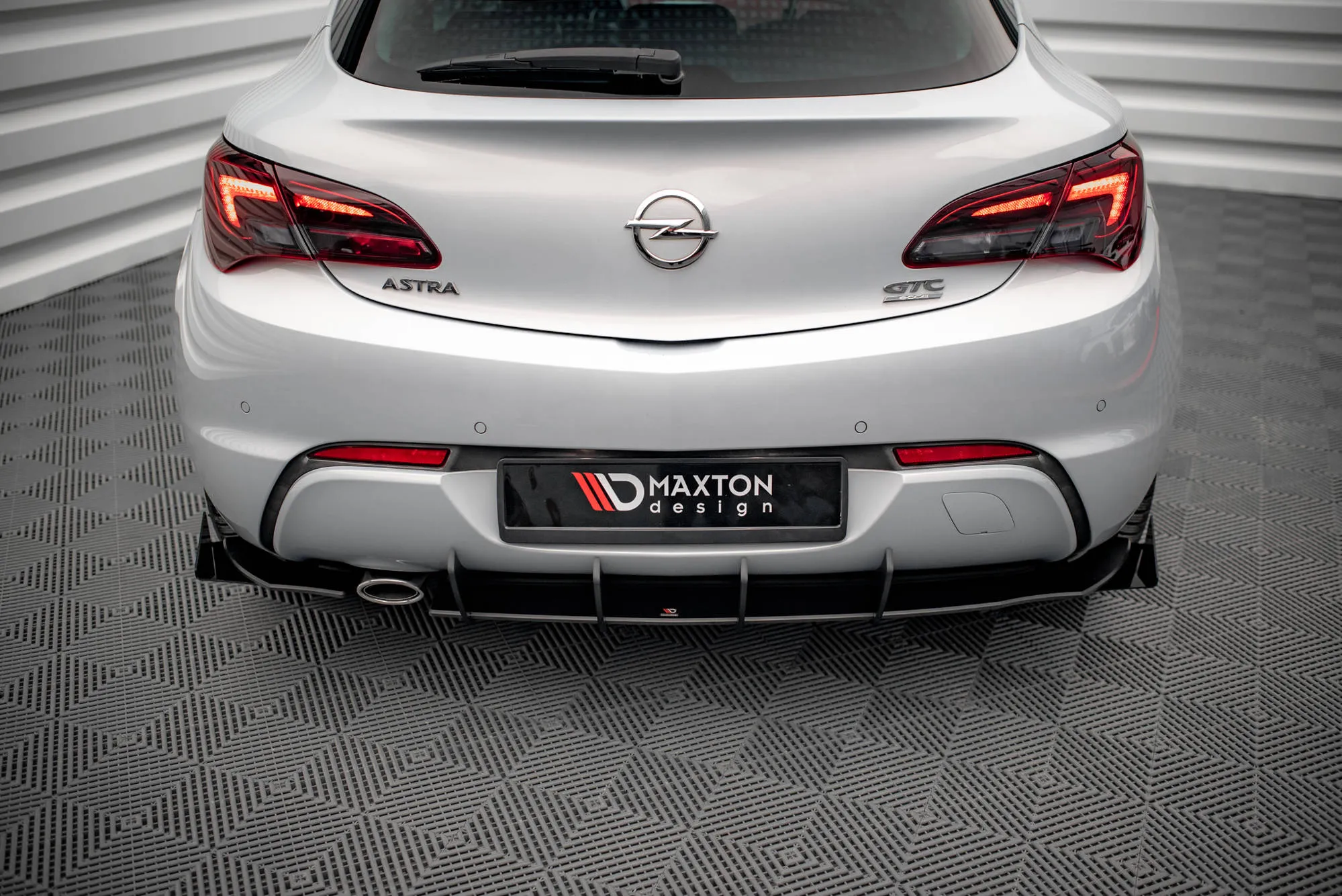 Diffuser + Flopper Opel Astra Gtc OPC-Line J 2011-2018 | Street Pro Black Edition – bilde 4