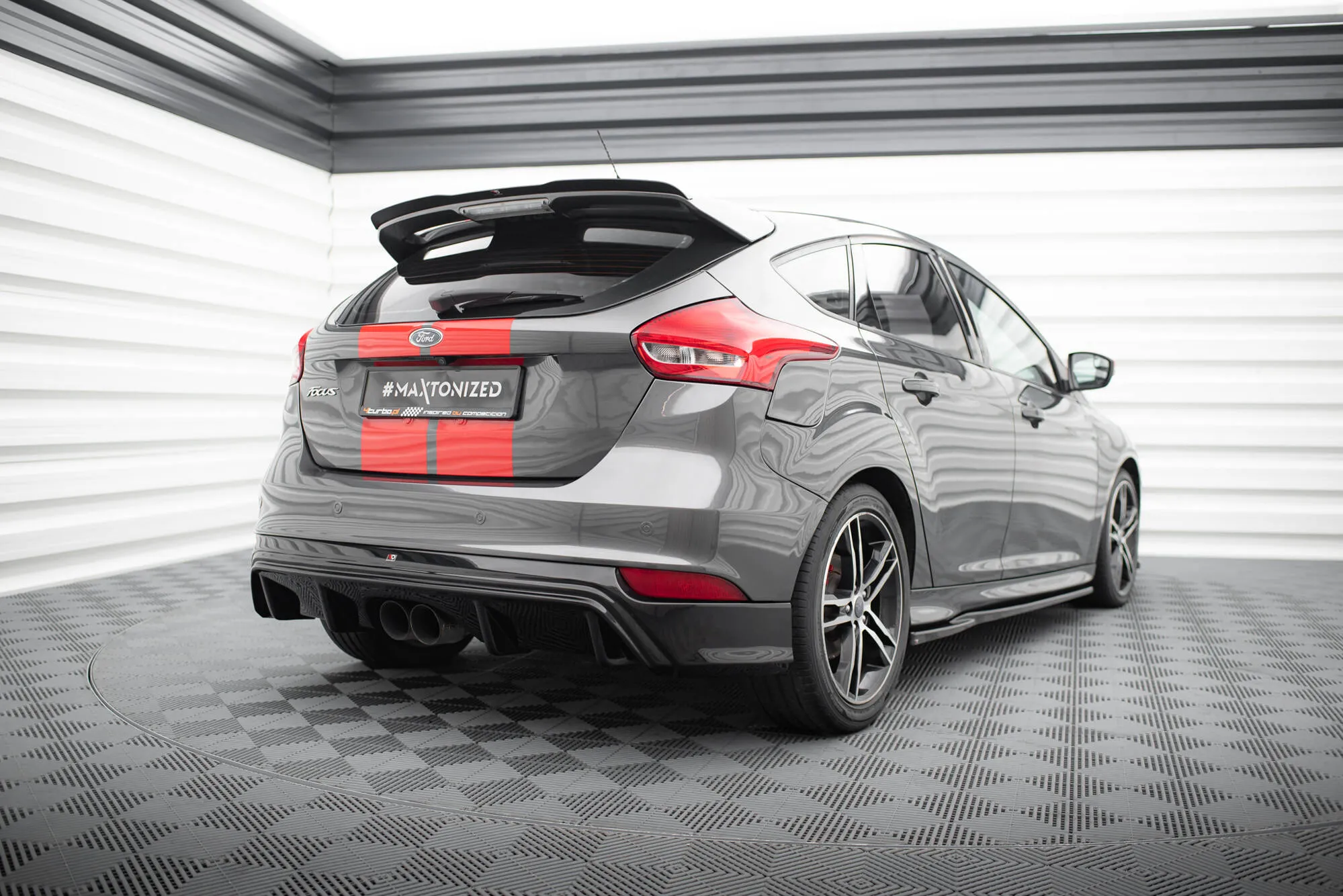 Diffuser Focus ST Mk3 2015-2018 | Glossy Black Edition