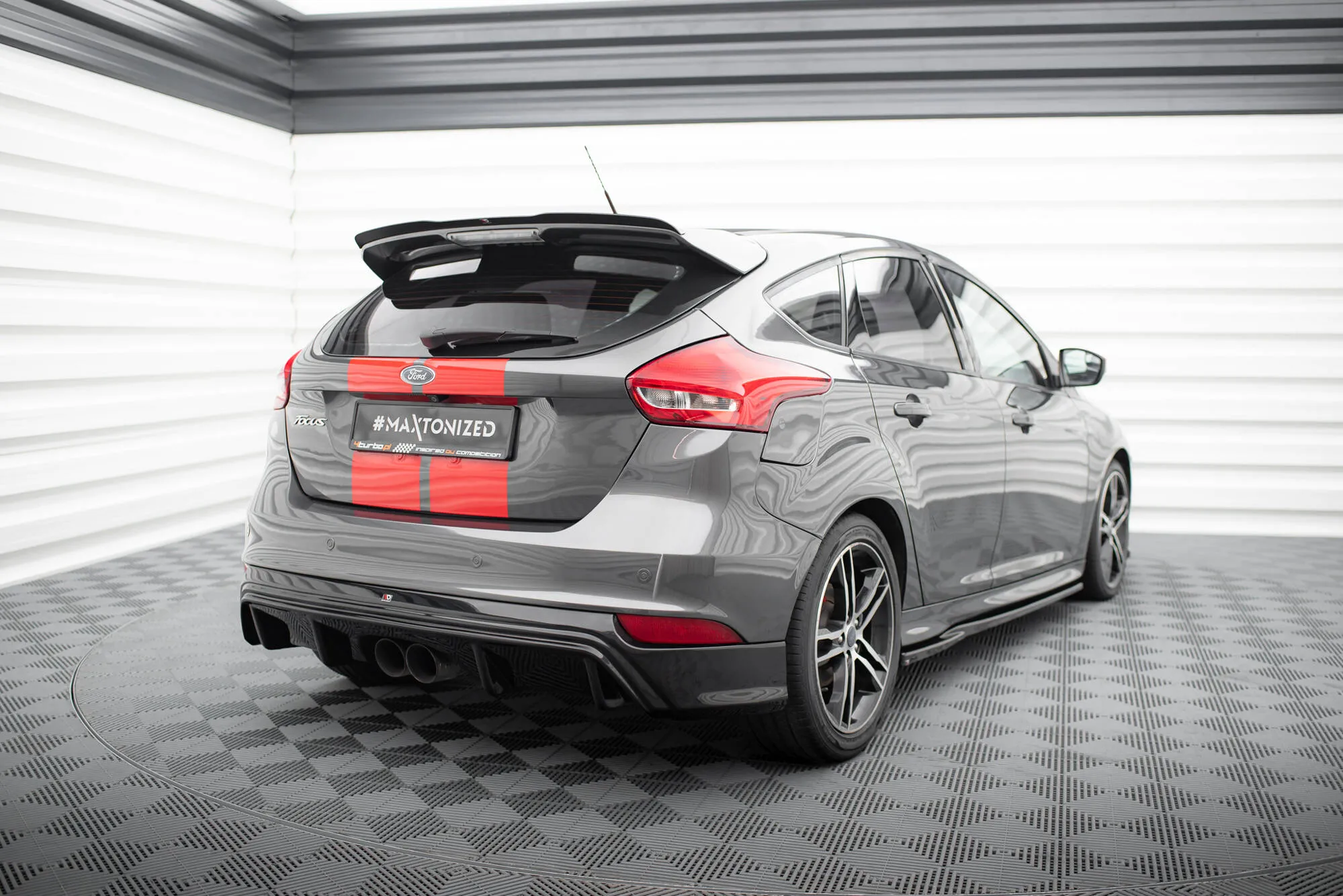 Diffuser Focus ST Mk3 2015-2018 | Glossy Black Edition – bilde 2