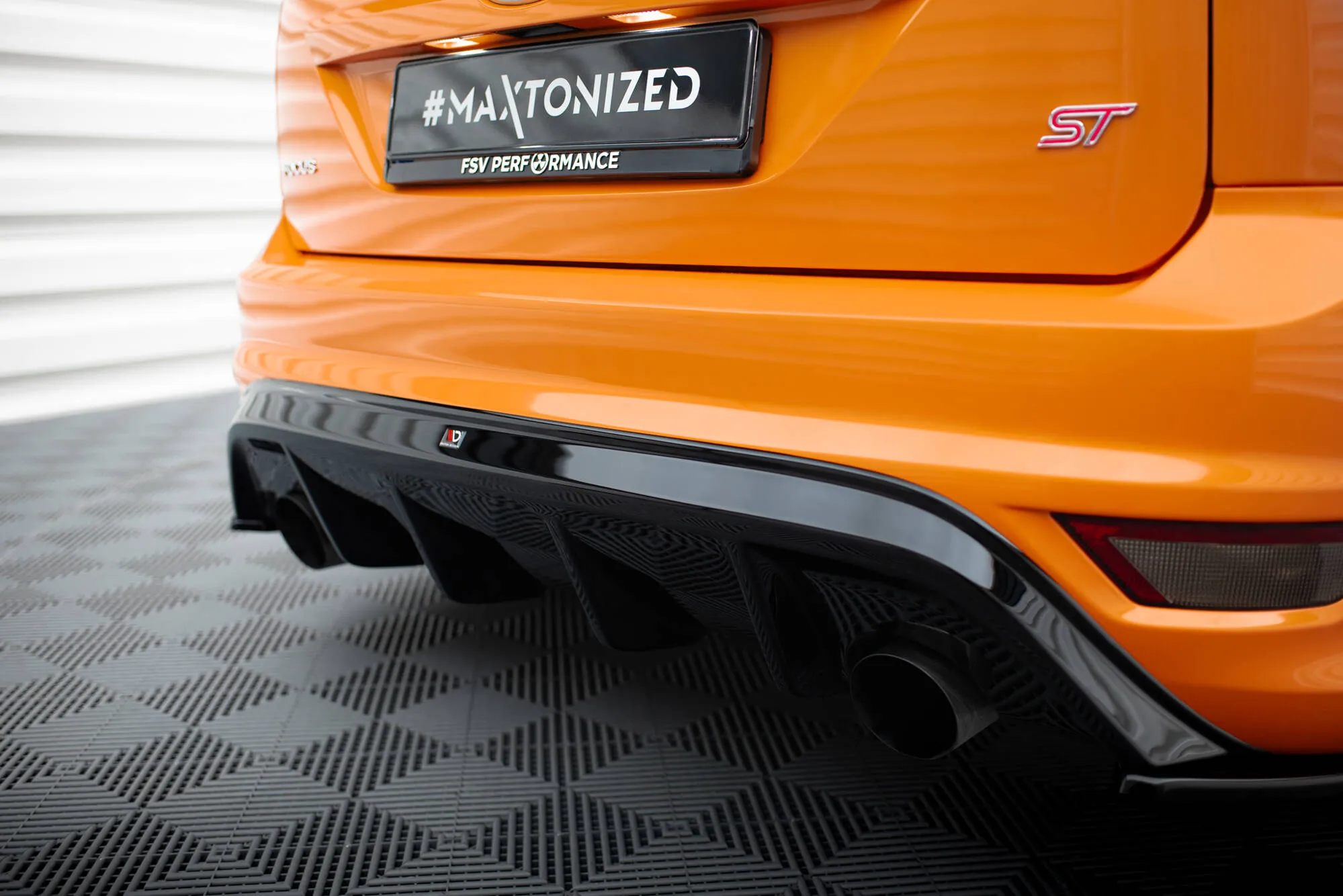 Diffuser Ford Focus II ST Facelift 2007 - 2011 | Glossy Black Edition – bilde 3