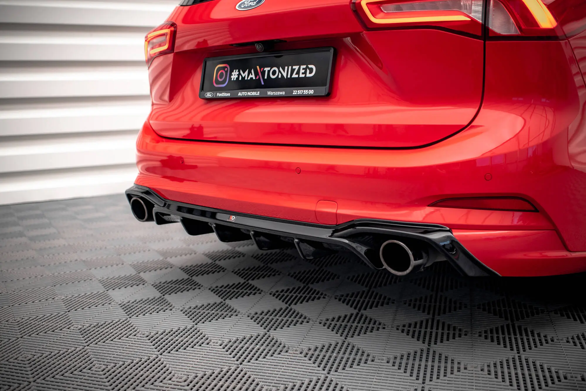 Diffuser Ford Focus IV ST-Line Stasjonsvogn 2018 -> | V.2 Glossy Black Edition