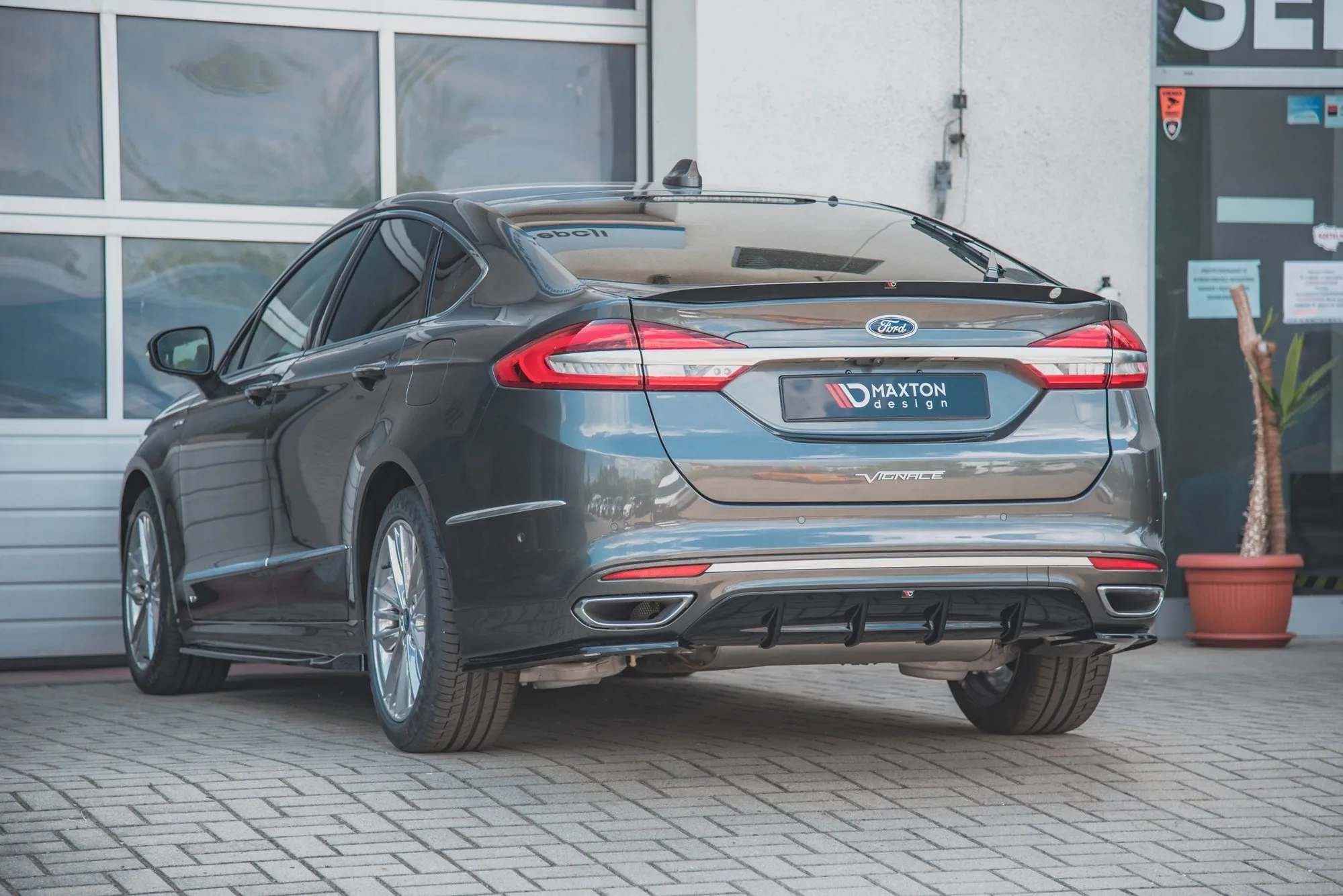 Diffuser Ford Mondeo V Vignale Sedan Facelift 2019 - 2022 | Glossy Black Edition – bilde 3