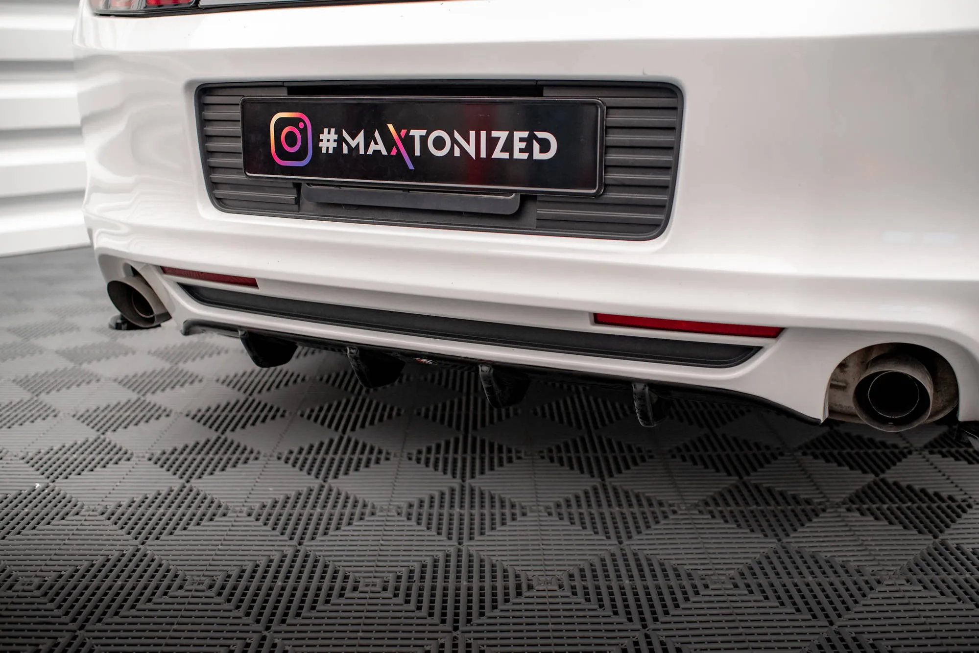 Diffuser Ford Mustang Mk5 Facelift 2009 - 2014 | Glossy Black Edition – bilde 2