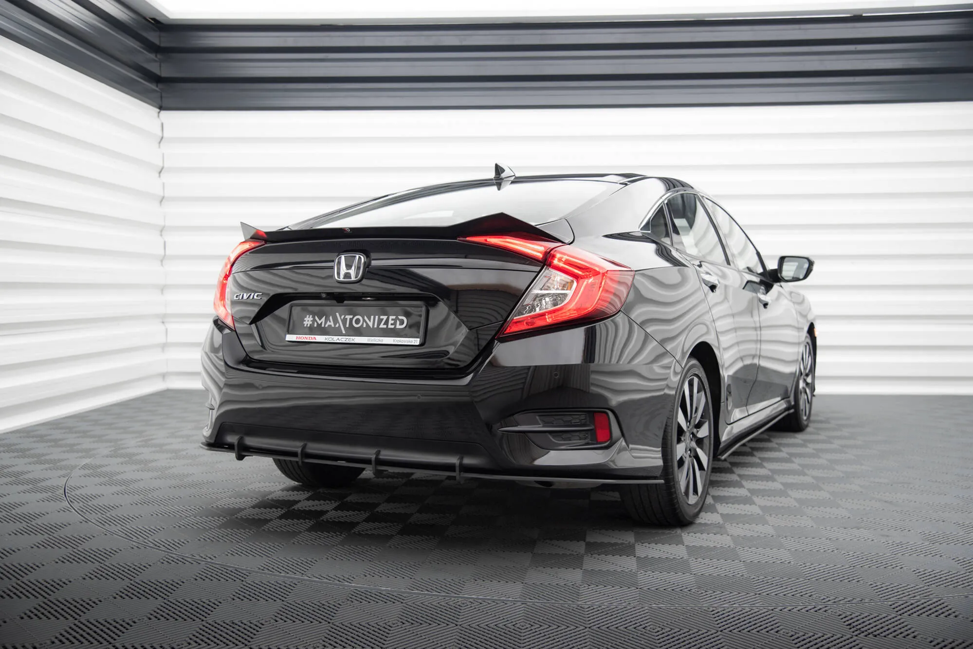 Diffuser Honda Civic mk10 2017 - 2022 | Street Pro Black Edition