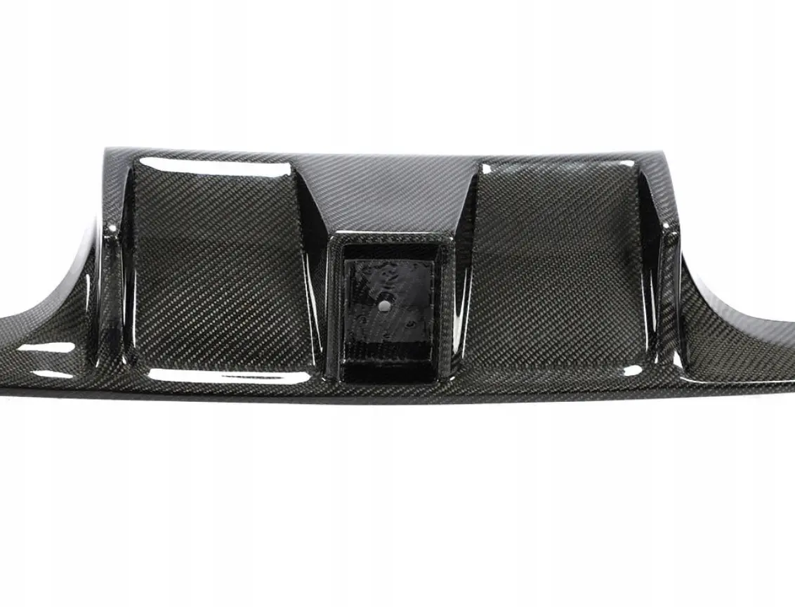 Diffuser M3 (F80) / BMW M4 (F82) | LED Carbon Fiber – bilde 10
