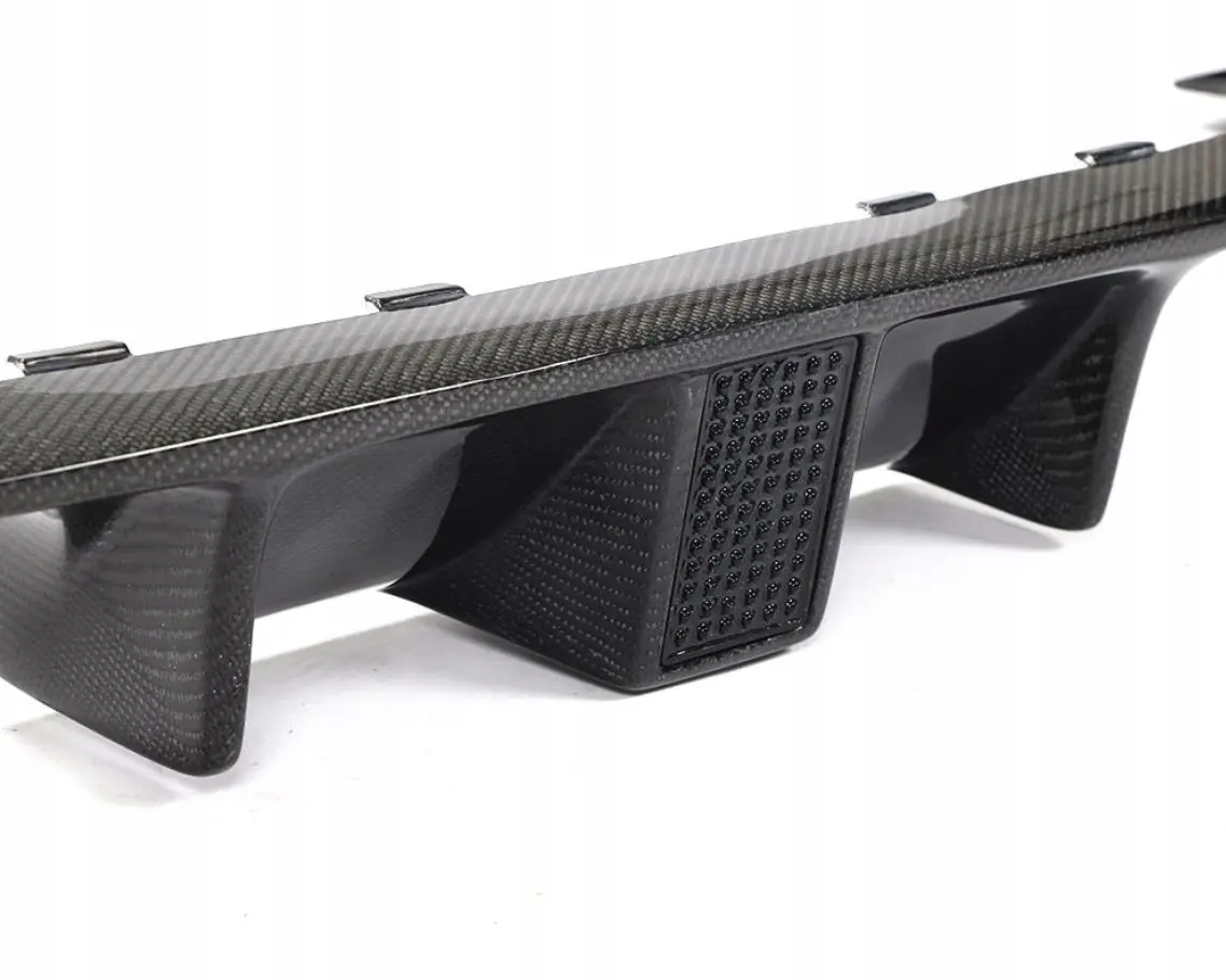 Diffuser M3 (F80) / BMW M4 (F82) | LED Carbon Fiber – bilde 5
