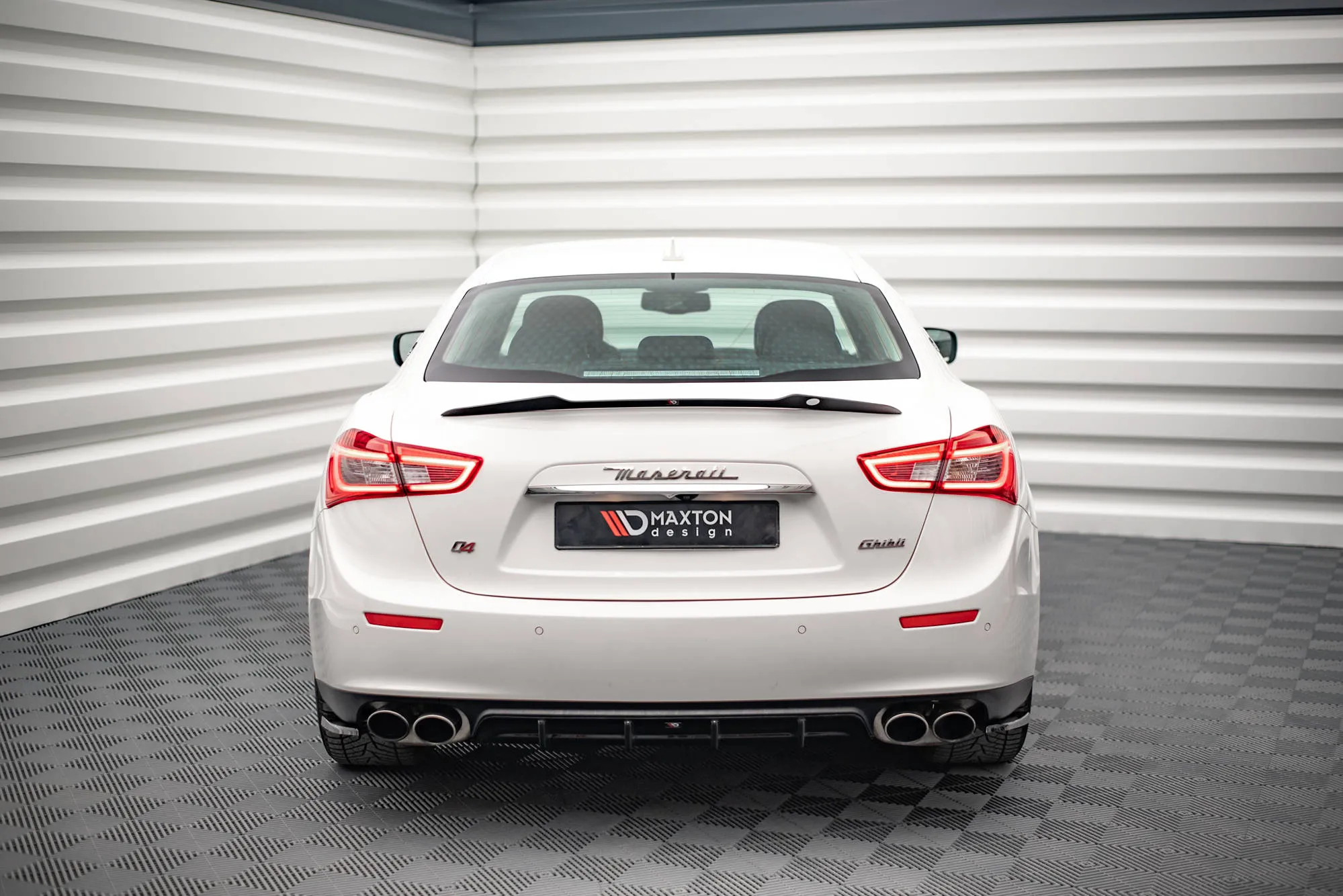 Diffuser Maserati Ghibli III 2013-2017 | Glossy Black Edition