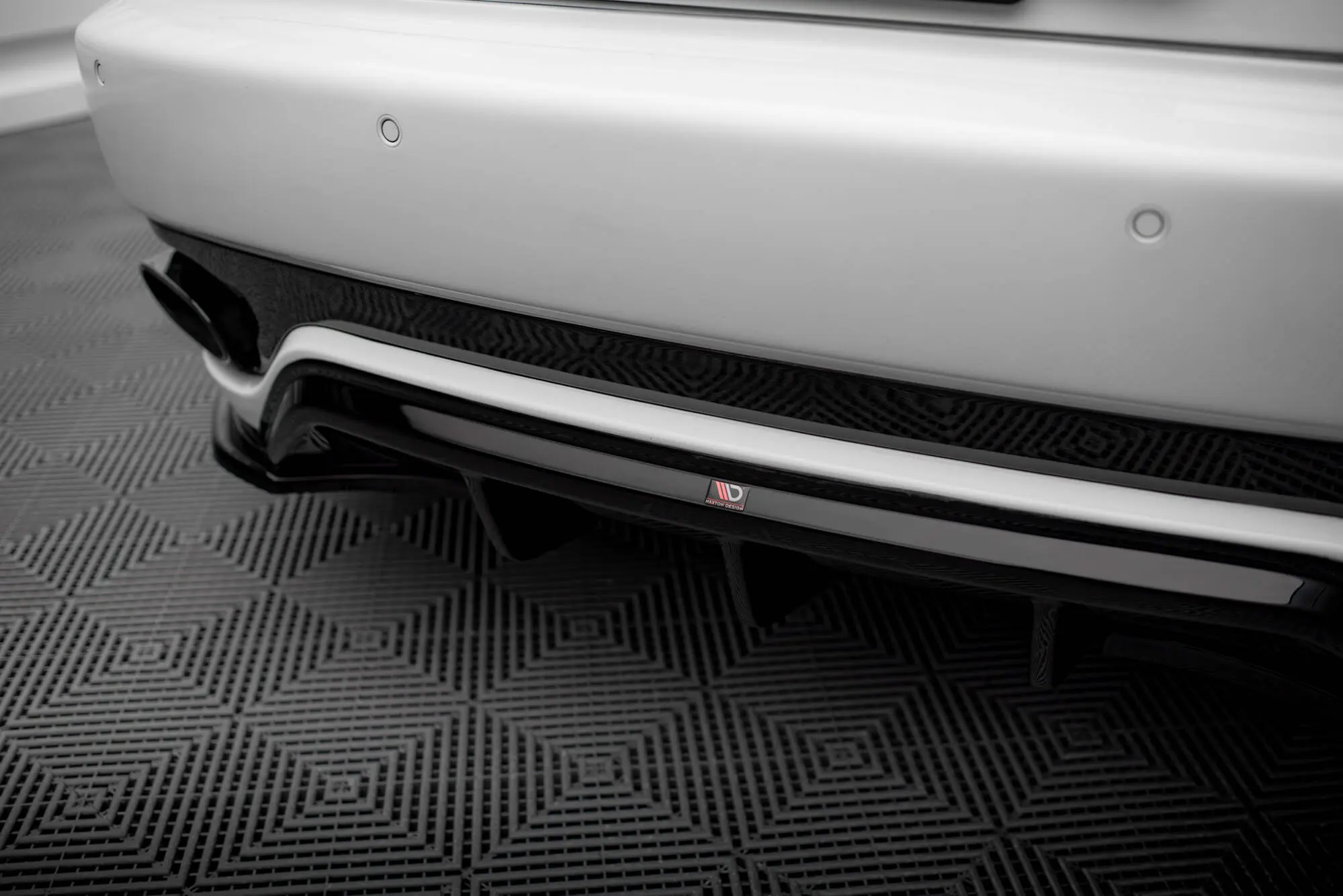 Diffuser Maserati GranTurismo Mk1 2007 - 2018| Glossy Black Edition