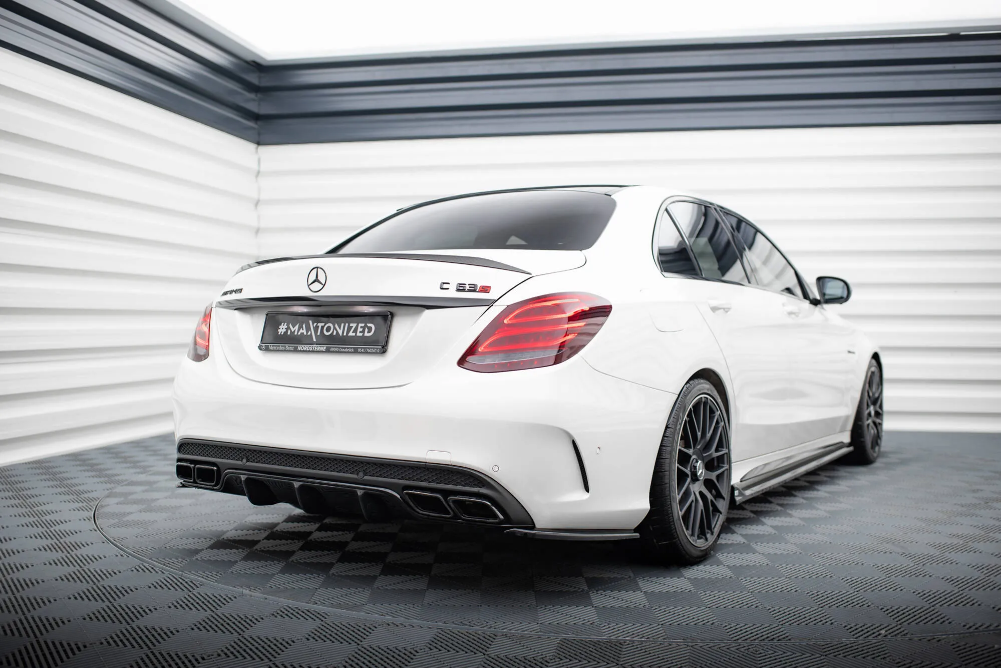 Diffuser Mercedes-AMG C63 (W205/S205) 2015 - 2018 | Glossy Black Edition