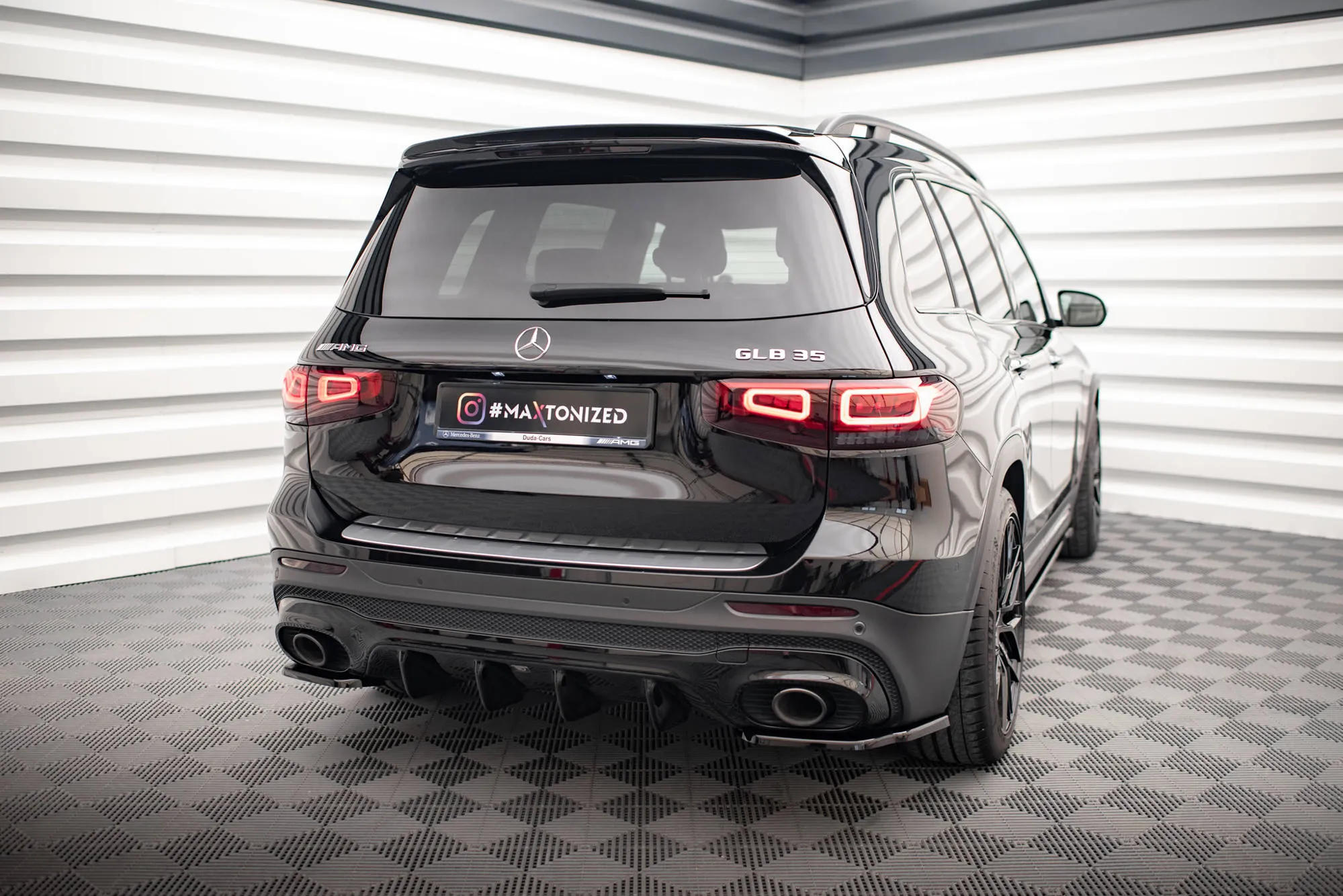 Diffuser Mercedes-AMG Glb 35 (X247) 2019 - 2023 | Glossy Black Edition