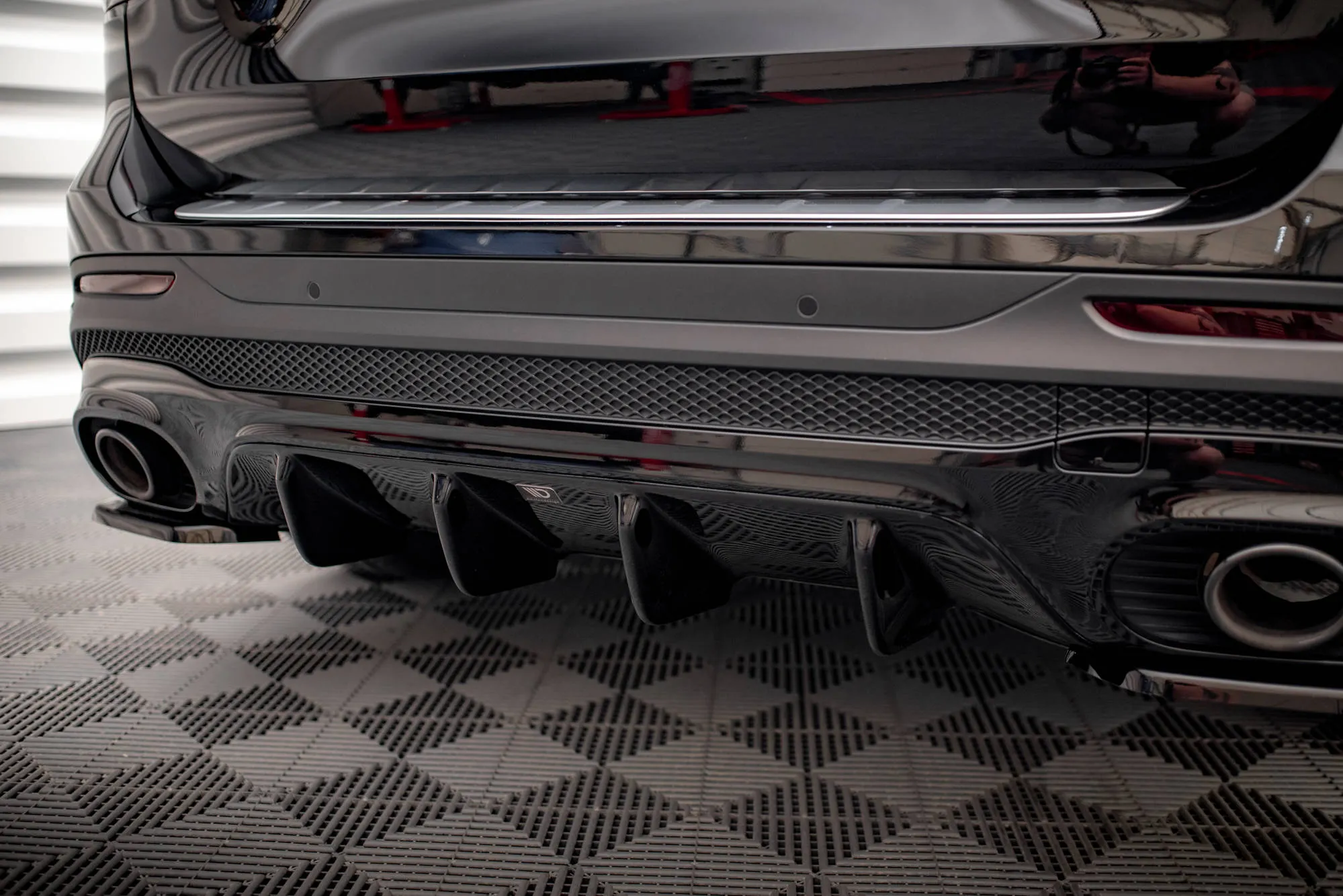 Diffuser Mercedes-AMG Glb 35 (X247) 2019 - 2023 | Glossy Black Edition – bilde 2