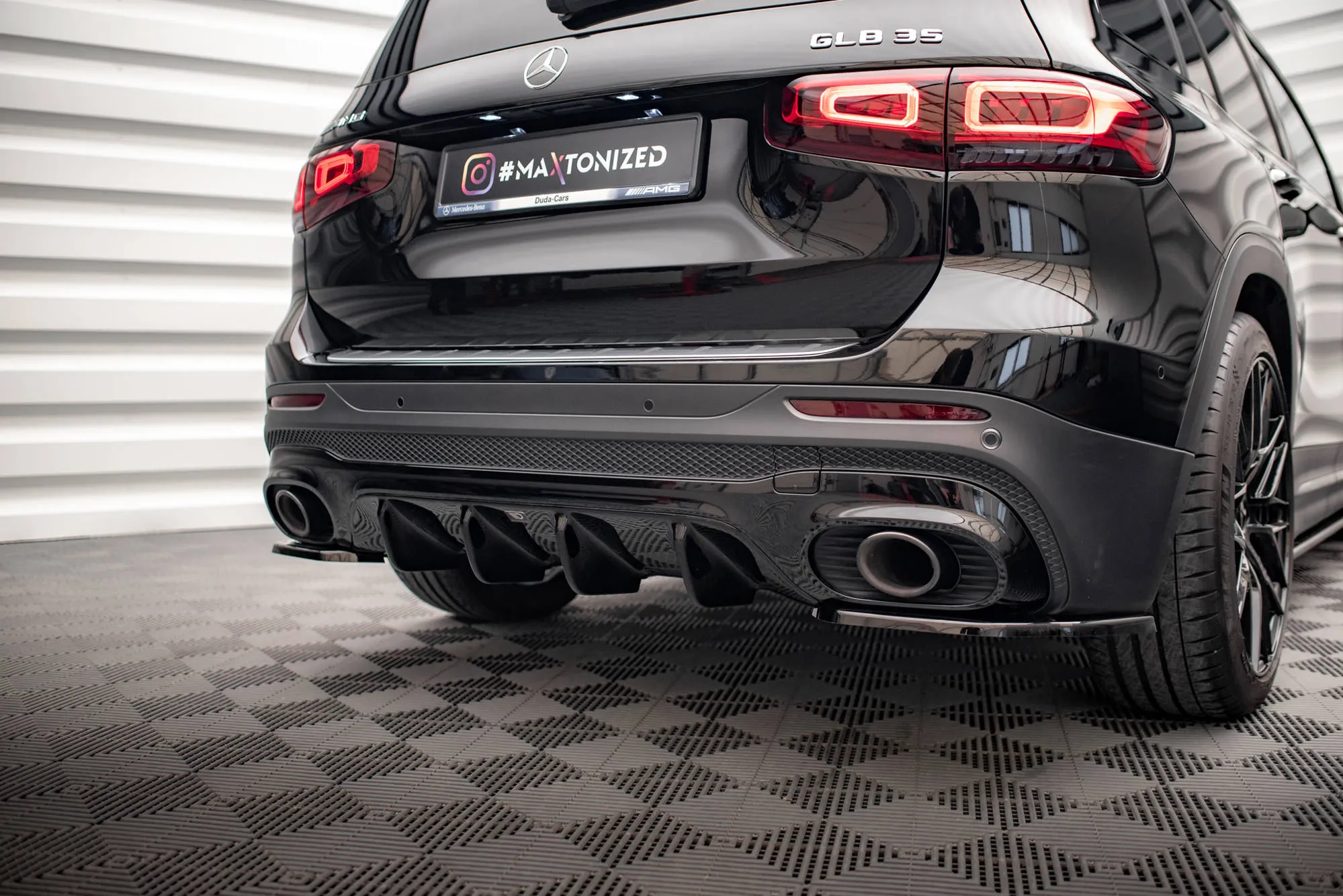 Diffuser Mercedes-AMG Glb 35 (X247) 2019 - 2023 | Glossy Black Edition – bilde 4