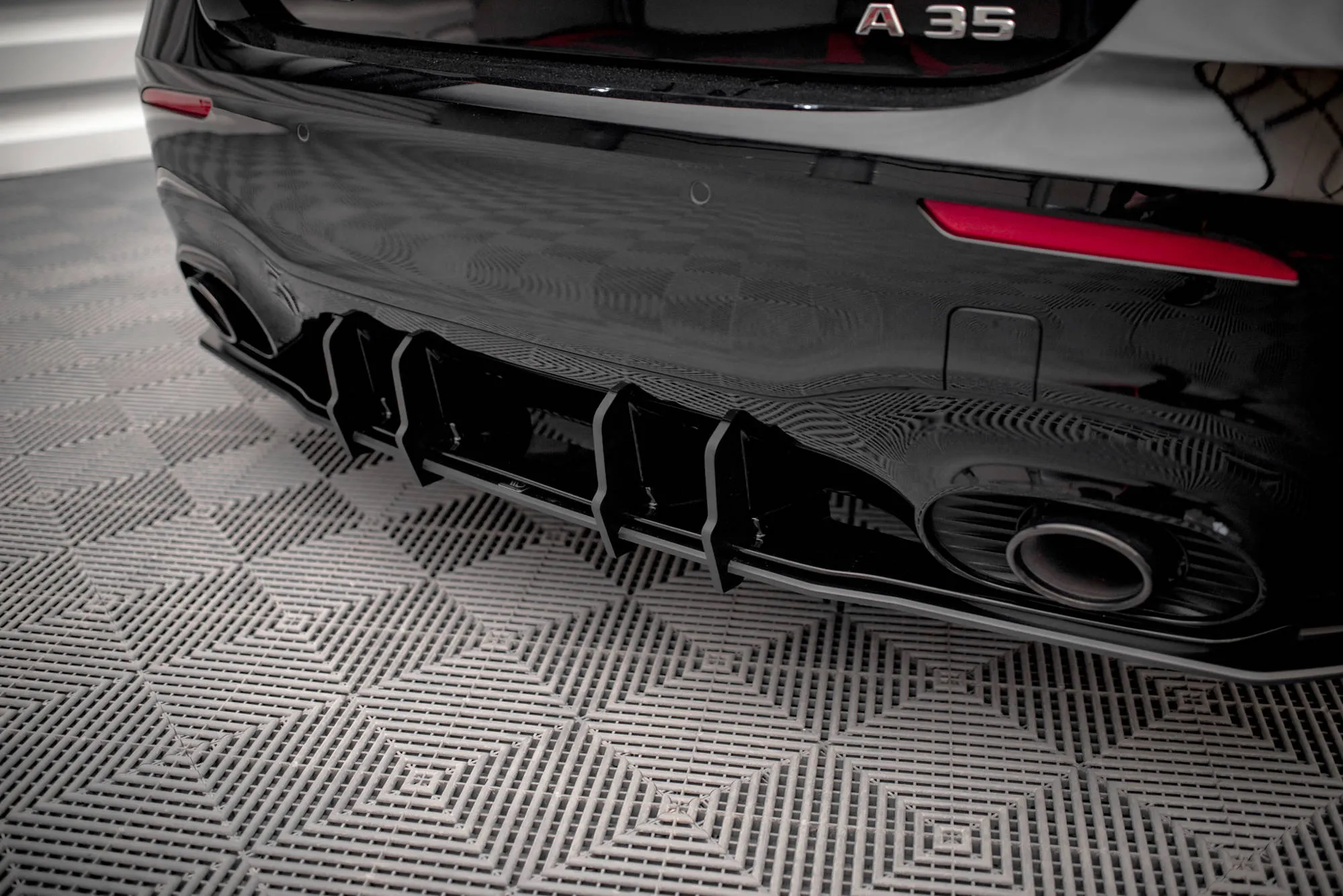 Diffuser Mercedes-Benz A35 AMG W177 2018-> | Street Pro Black Edition