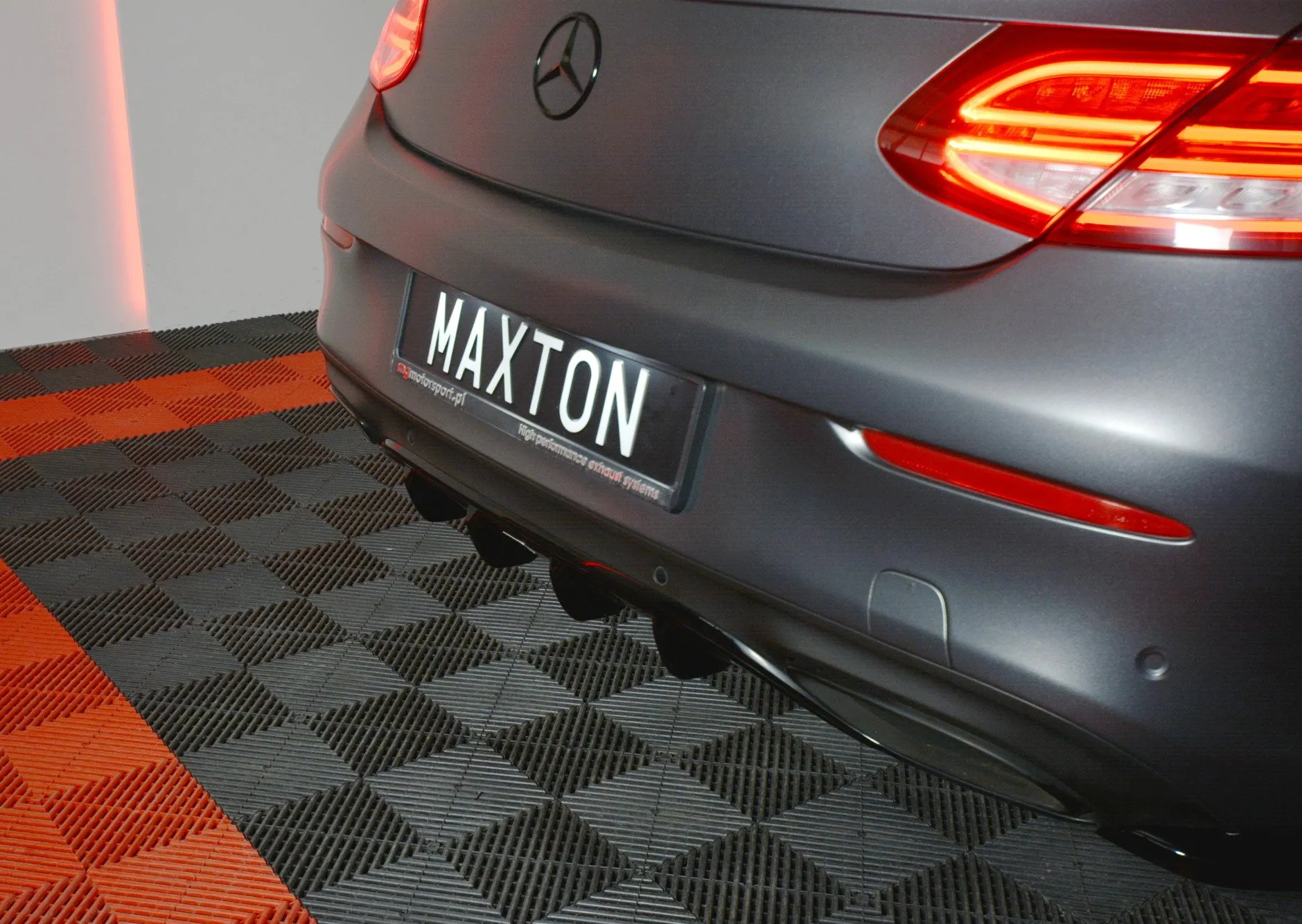Diffuser Mercedes-Benz AMG C (W205) 2015 - 2018 | Glossy Black Edition