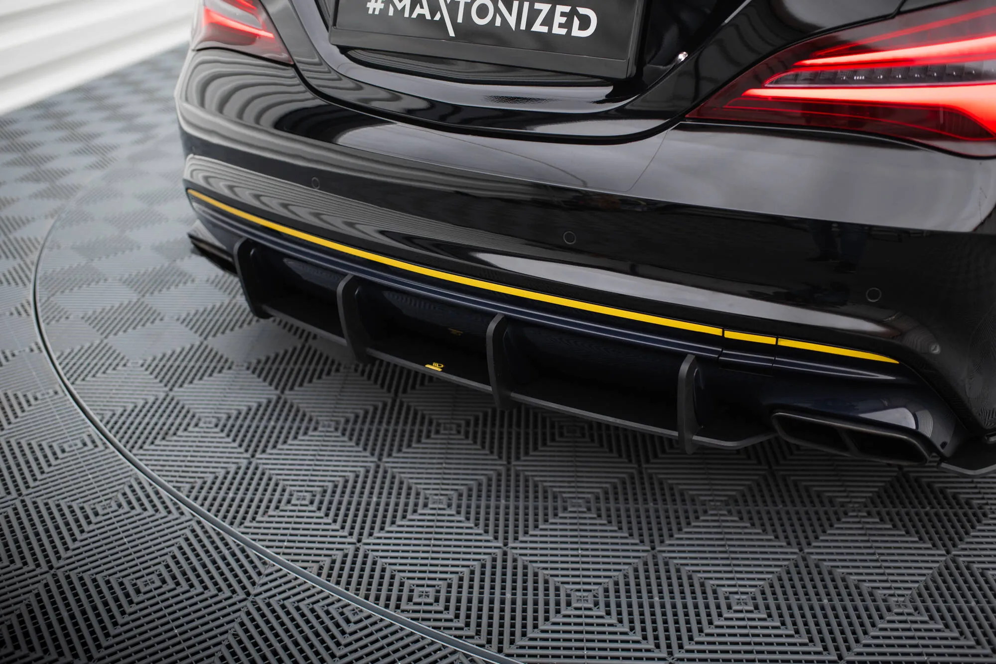 Diffuser Mercedes-Benz AMG Cla 45 Aero (C117) Facelift 2017 - 2019 | Street Pro Black Edition