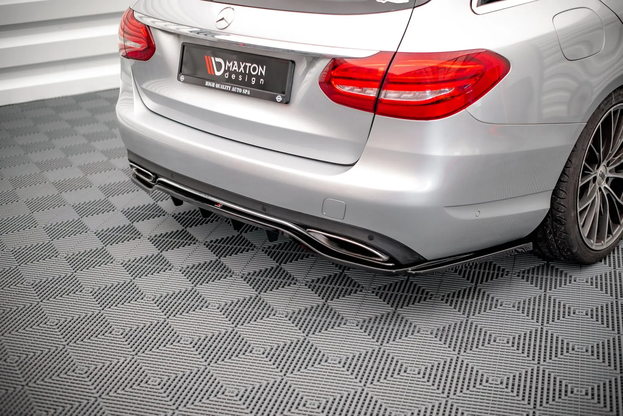Diffuser Mercedes-Benz C-Class (S205) Stasjonsvogn pre-facelift 2014 - 2018 │ Glossy Black Edition