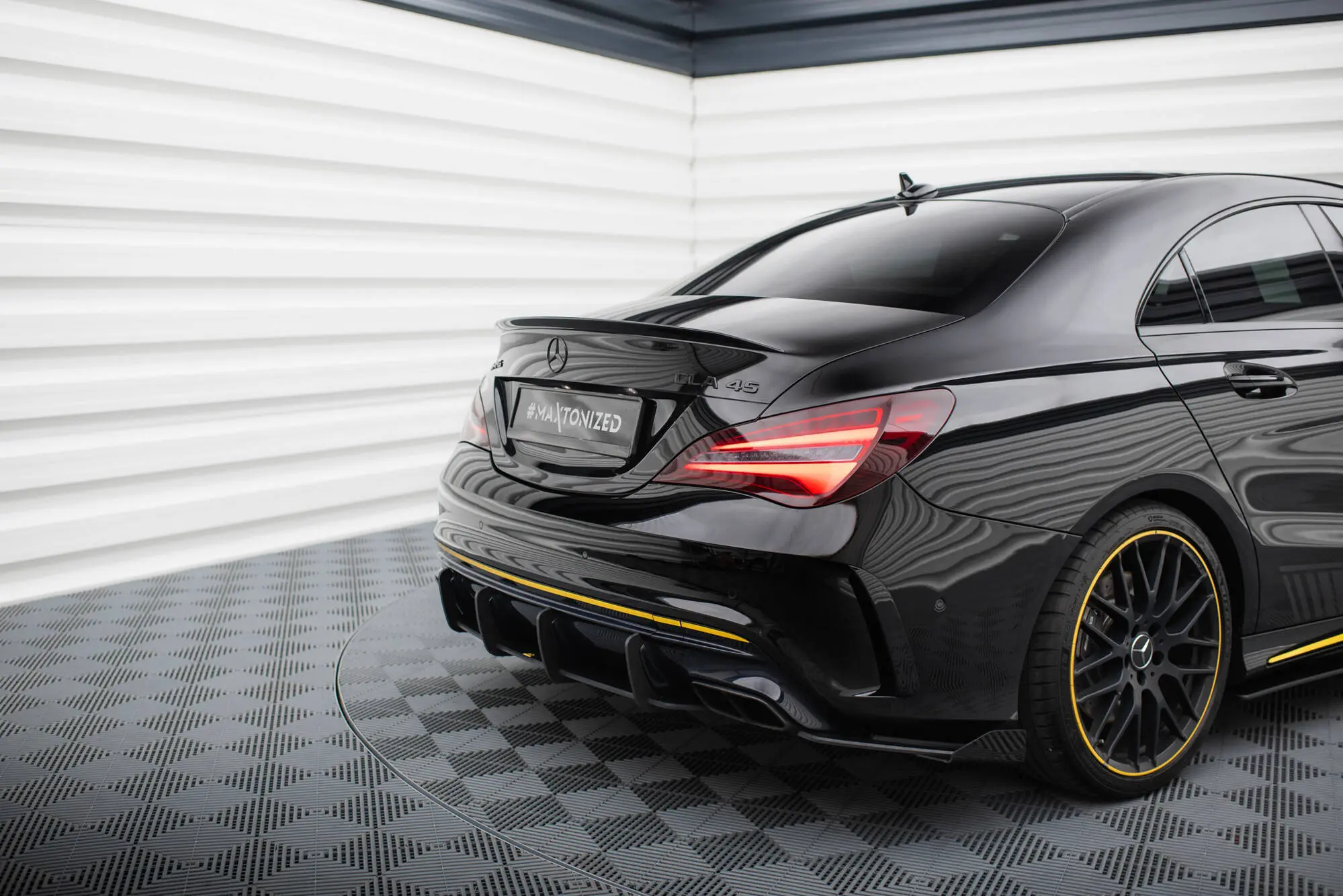 Diffuser Mercedes-Benz CLA 45 AMG (C117) facelift 2017 - 2019 | Street Pro Black Edition – bilde 4