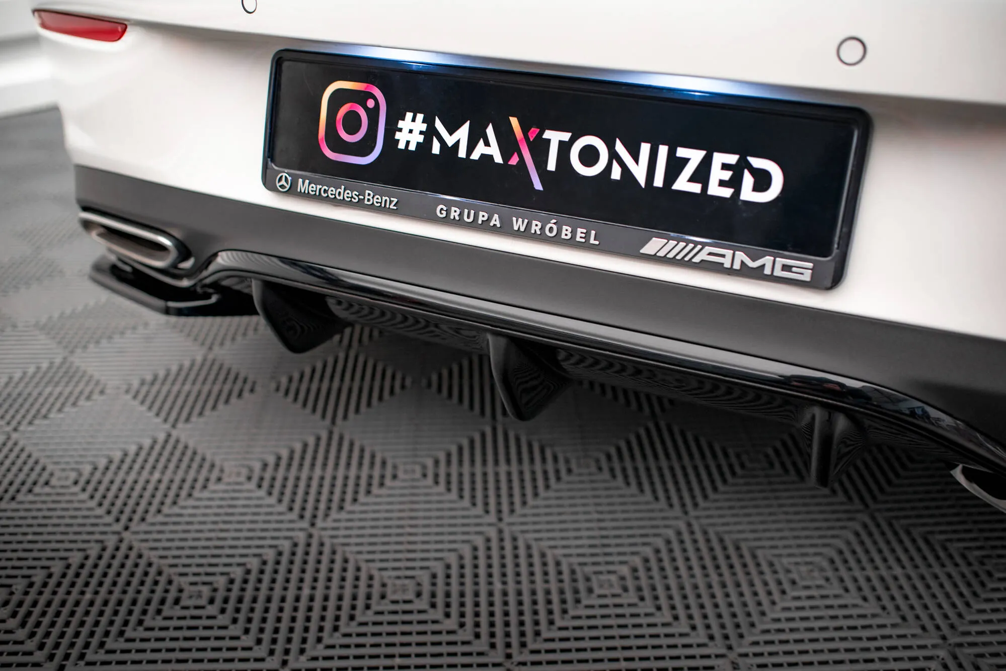 Diffuser Mercedes-benz E Coupe (C238) AMG-Line 2017- 2020 | Glossy Black Edition – bilde 3