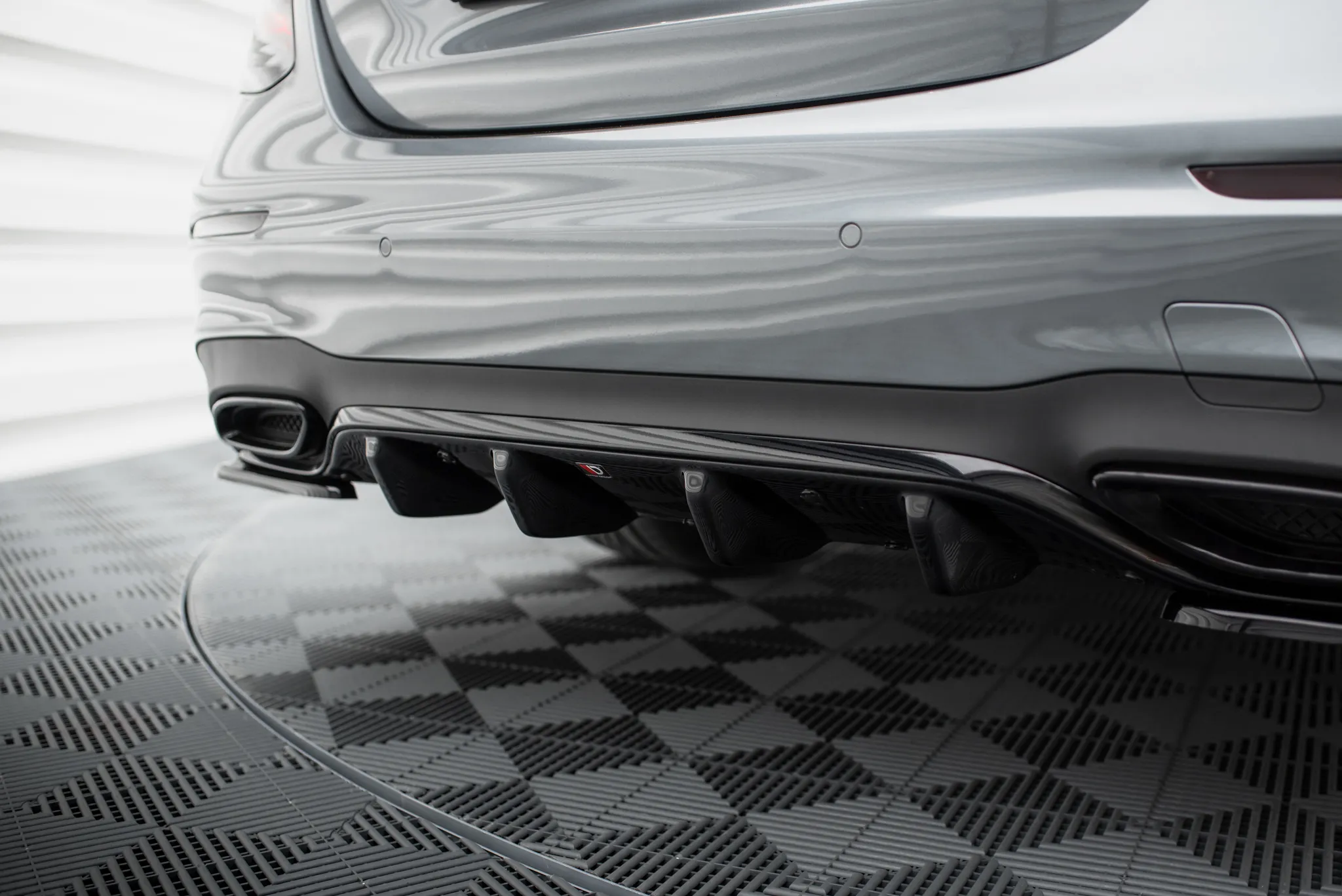Diffuser Mercedes-Benz E W213 AMG 2016 - 2021 | Glossy Black Edition – bilde 2