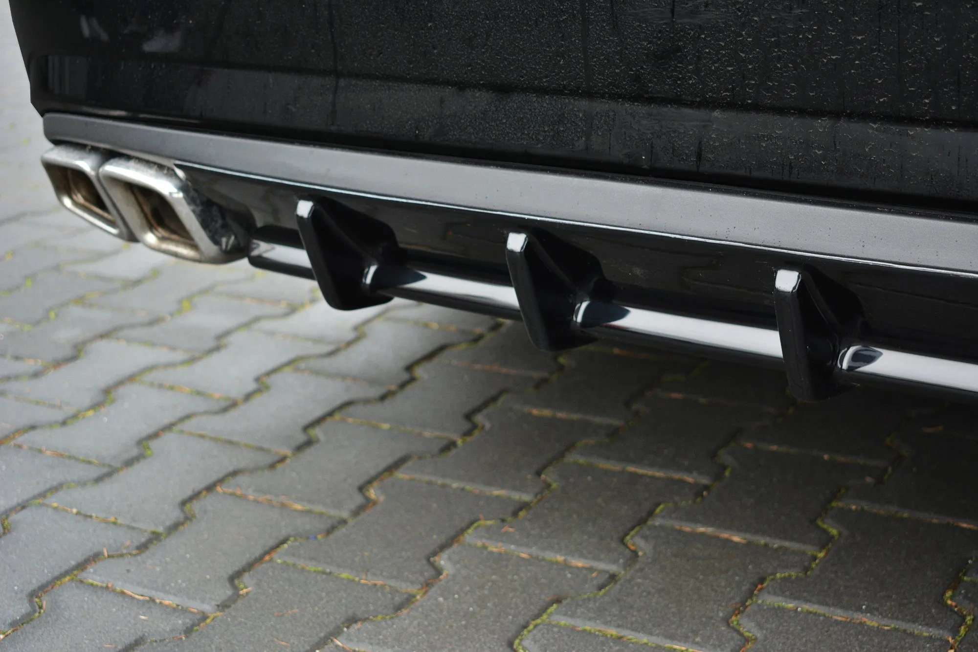 Diffuser Mercedes-Benz E63 AMG (W212 / S212) 2009 - 2012 | Glossy Black Edition – bilde 3