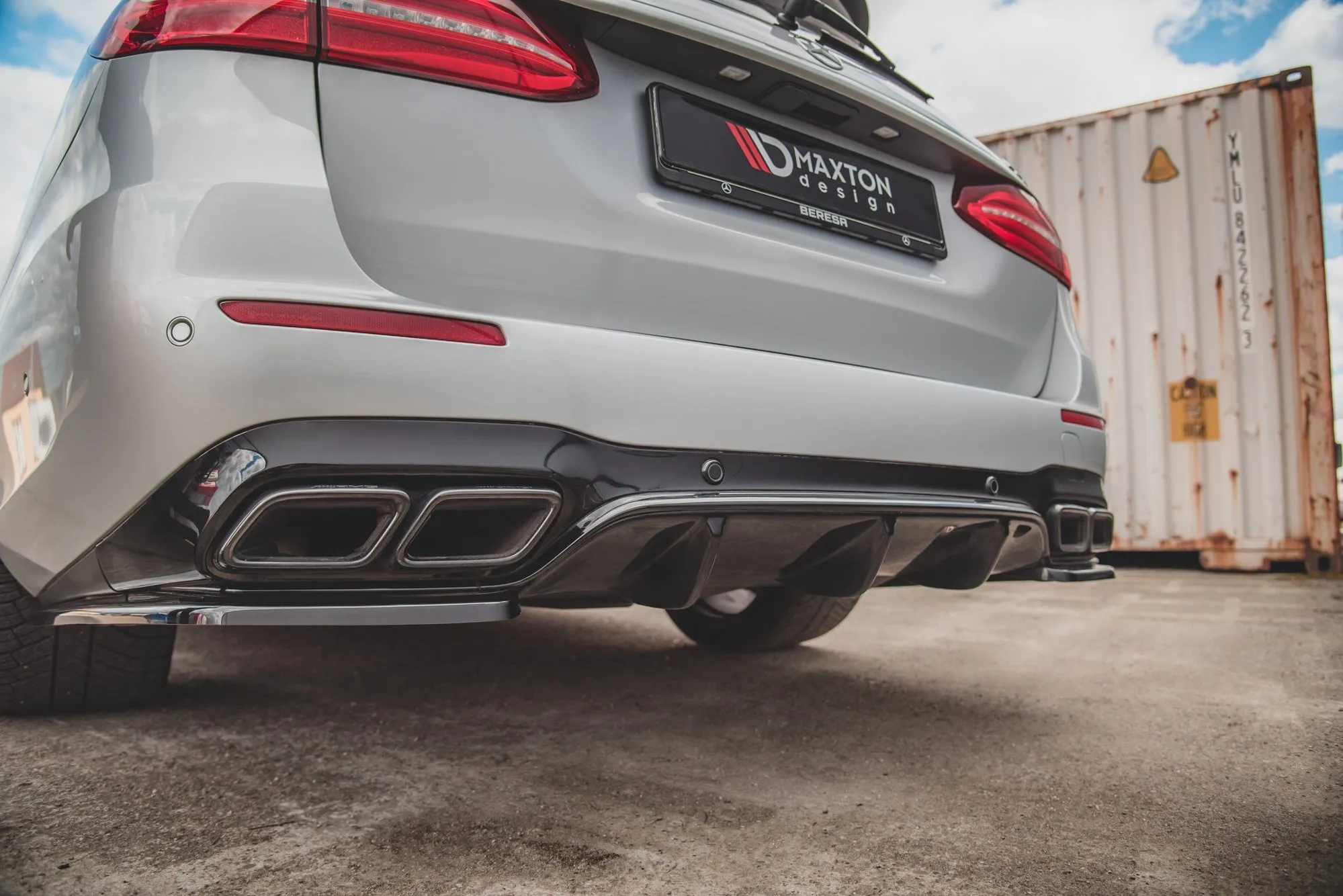 Diffuser Mercedes-Benz E63 AMG (W213 / S213) 2016-2020 | Glossy Black Edition – bilde 3