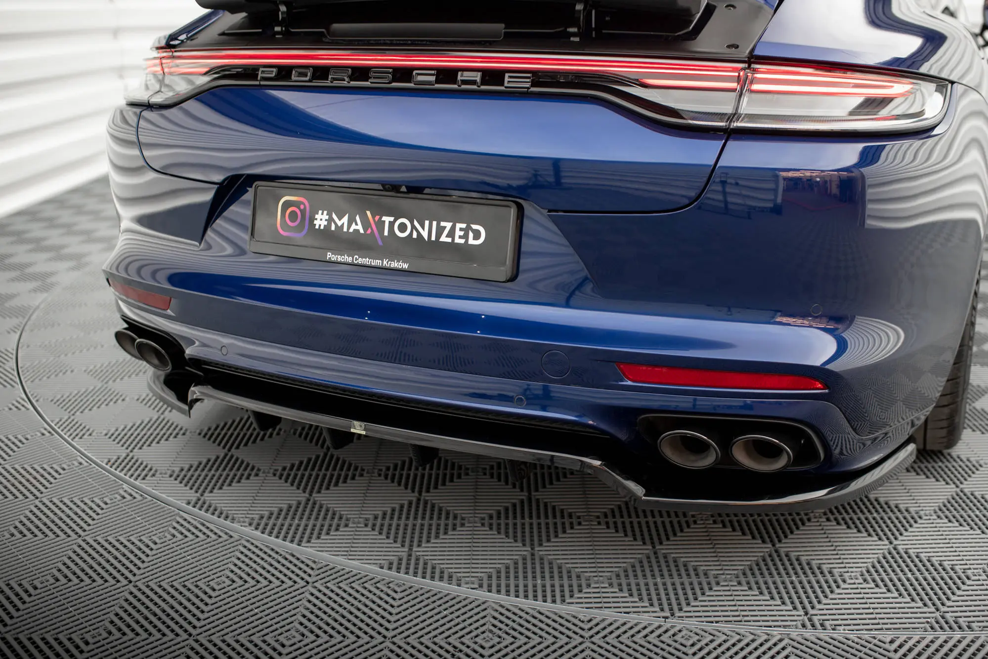 Diffuser Porsche Panamera E-Hybrid (971) Facelift 2020 - 2023 | Glossy Black Edition