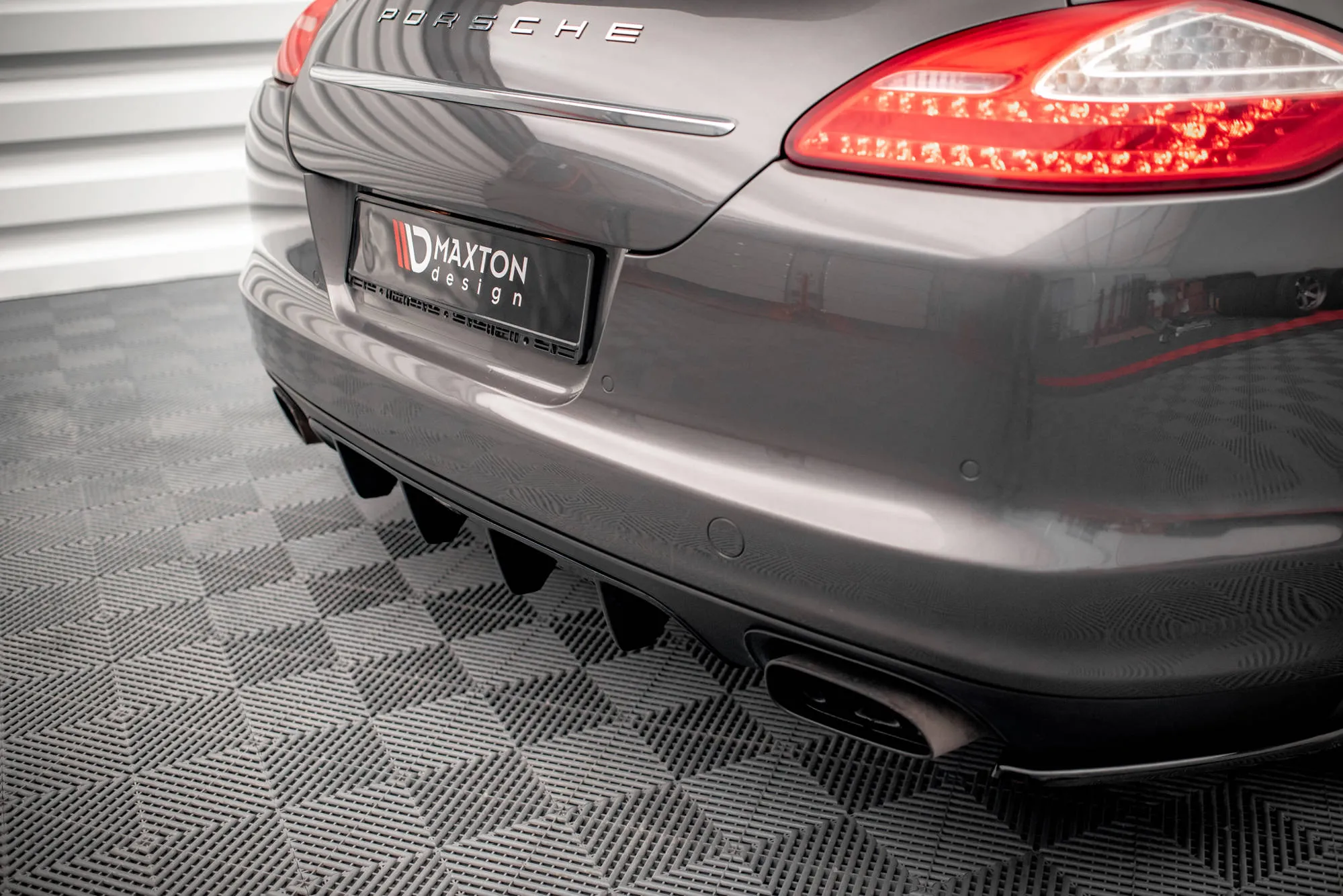Diffuser Porsche Panamera I (970) 2009-2013 / Panamera Diesel I (970) 2011-2013 | Glossy Black Edition – bilde 4