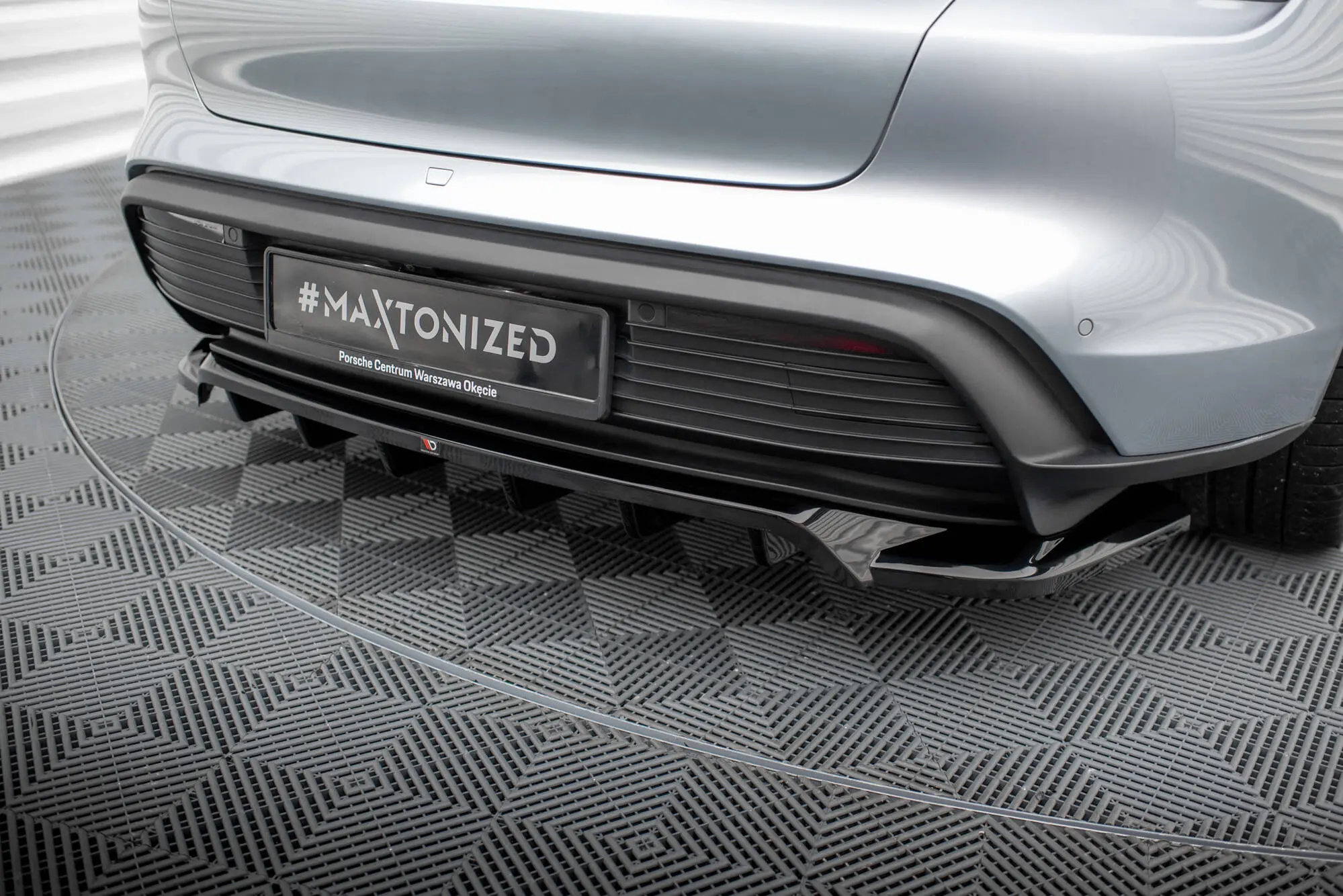 Diffuser Porsche Taycan 2019 -> | Black Edition Image 3