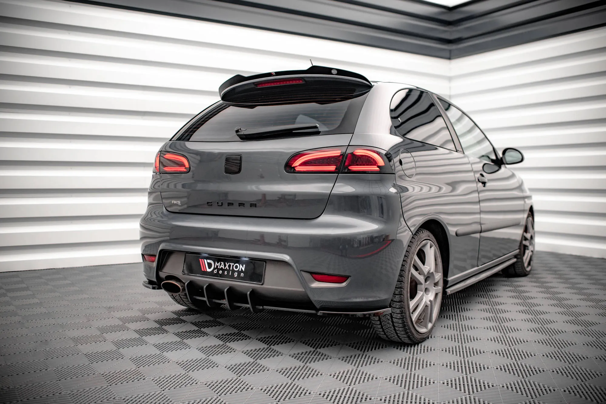 Diffuser Seat Ibiza Cupra (Mk3) 2004-2008 | Street Pro Black Edition – bilde 2