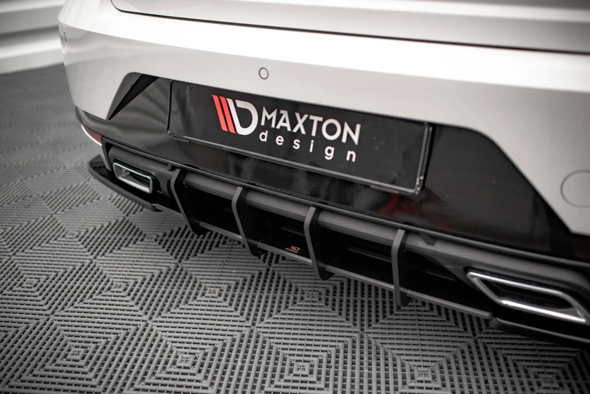 Diffuser Seat Ibiza FR (Mk5) 2017-2021 | Street Pro Black Edition – bilde 3